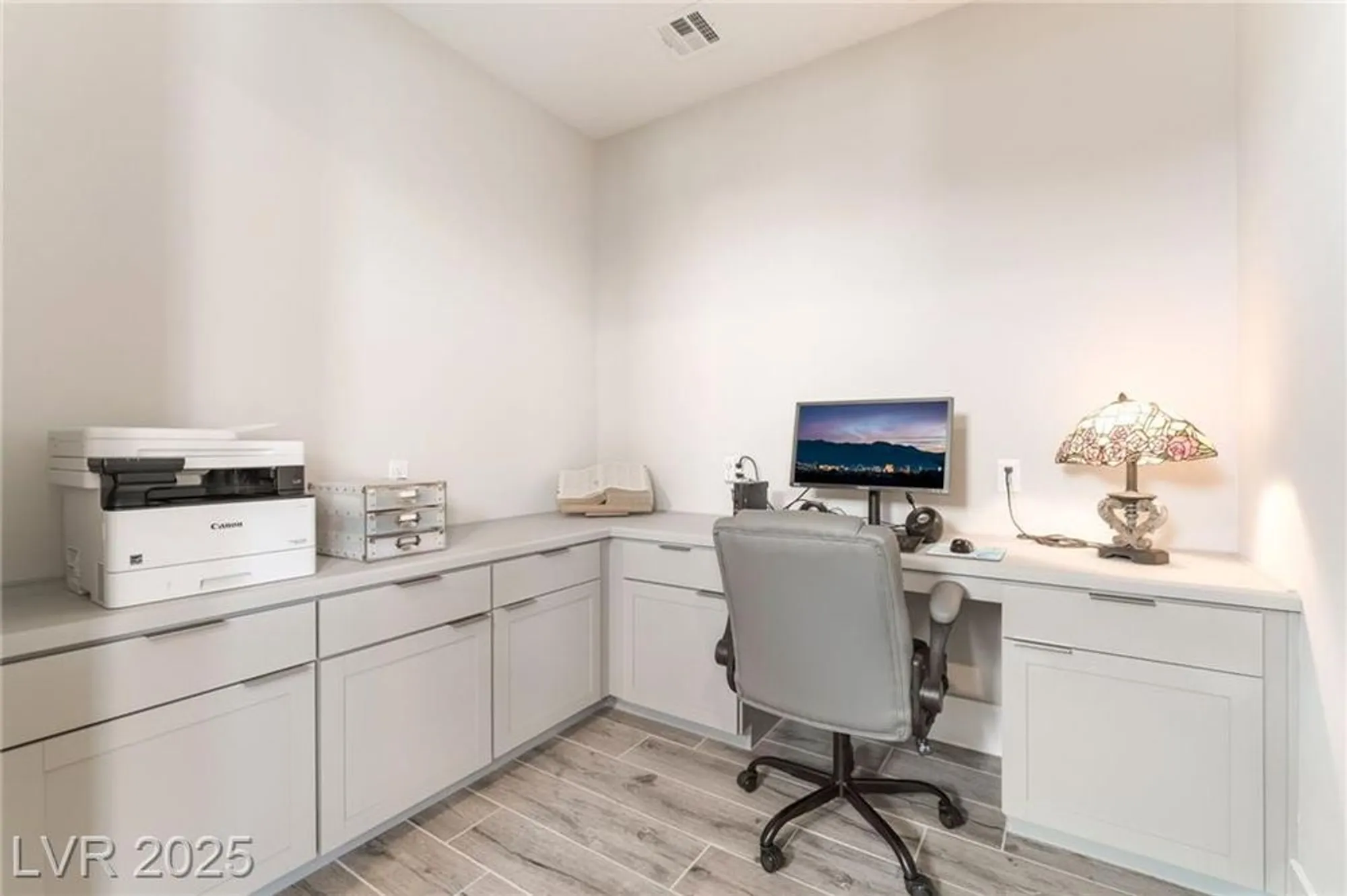 Property Slideshow image 29 of 43 | 9553 jadeite ln, Las Vegas, NV, 89143