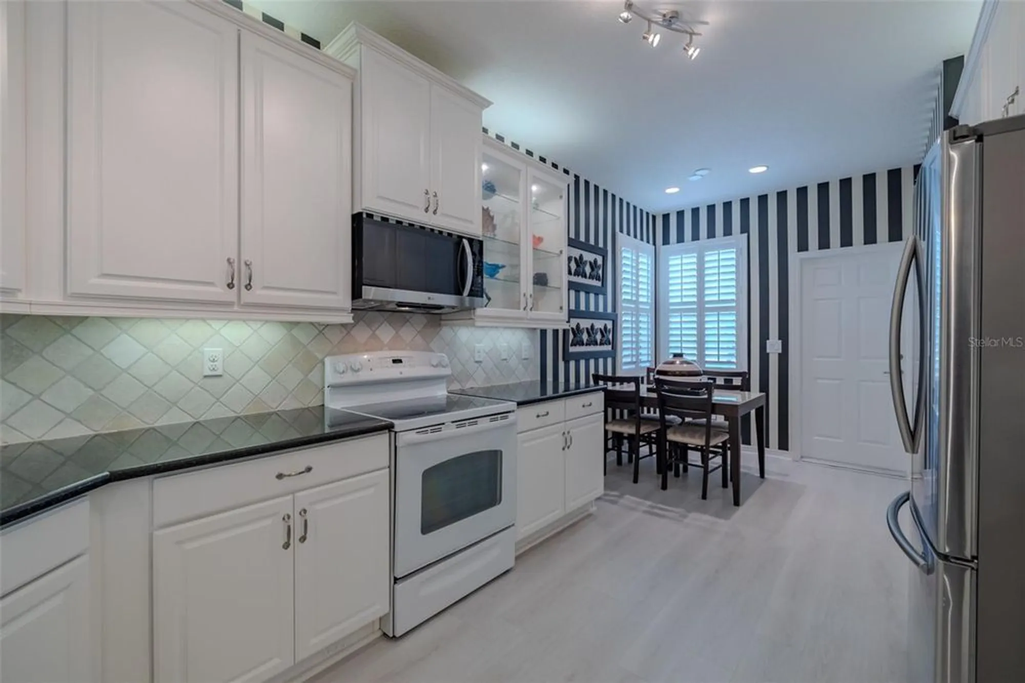 Property Slideshow image 32 of 84 | 16130 amethyst key dr, Wimauma, FL, 33598