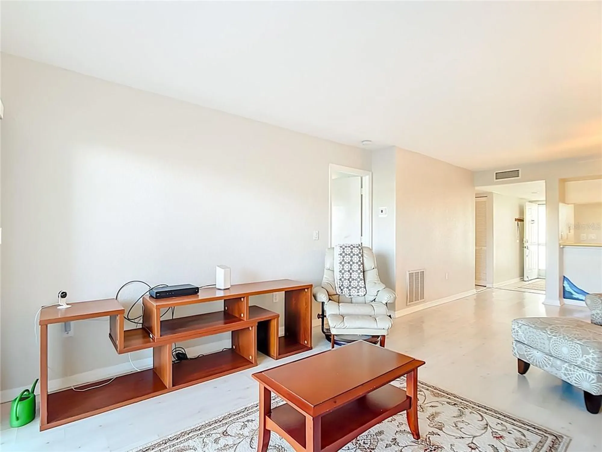 Property Slideshow image 5 of 57 | 404 cerromar cir 115, Venice, FL, 34293