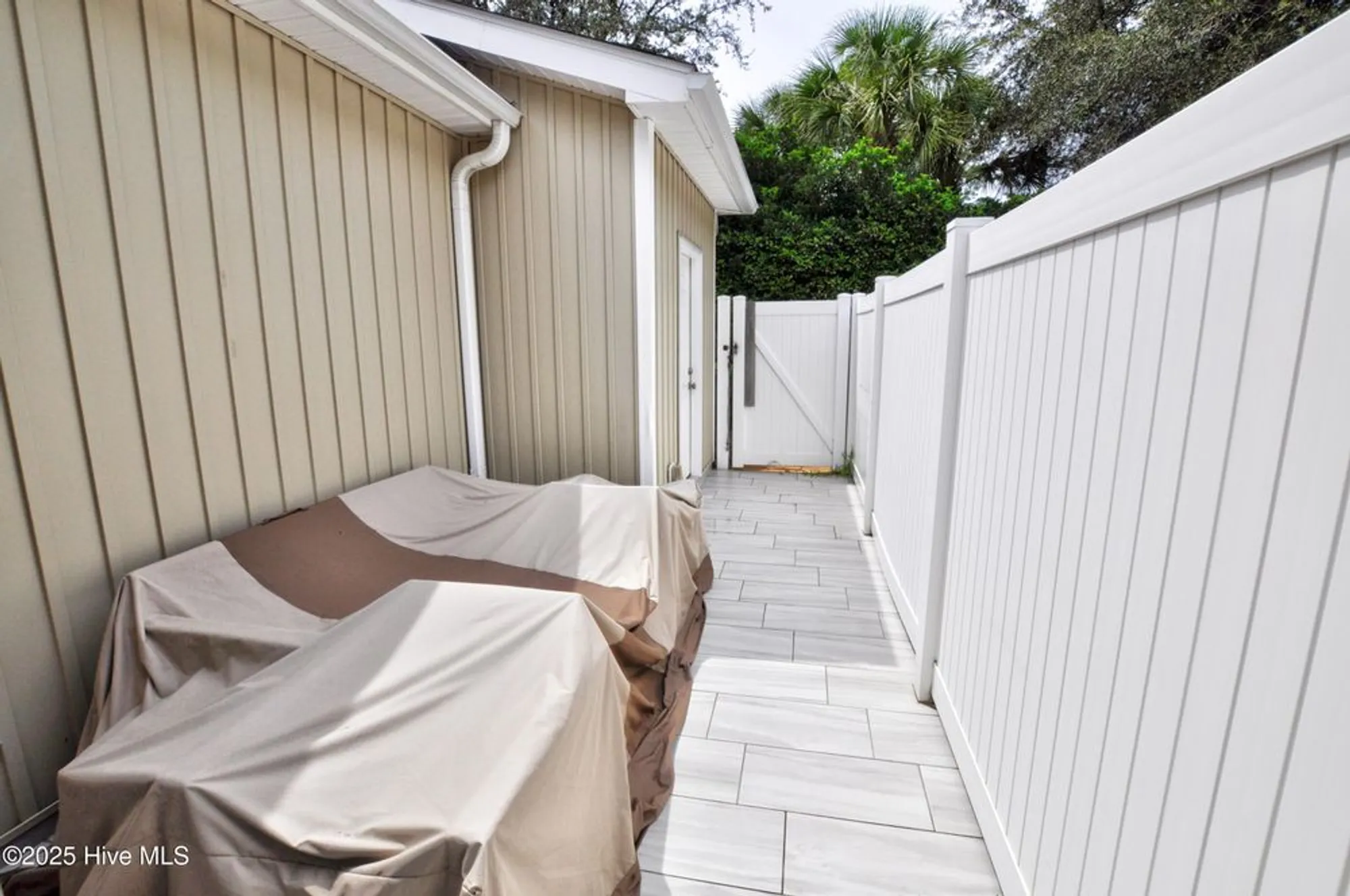 Property Slideshow image 21 of 22 | 7195 bonaventure st sw apt 403, Ocean Isle Beach, NC, 28469