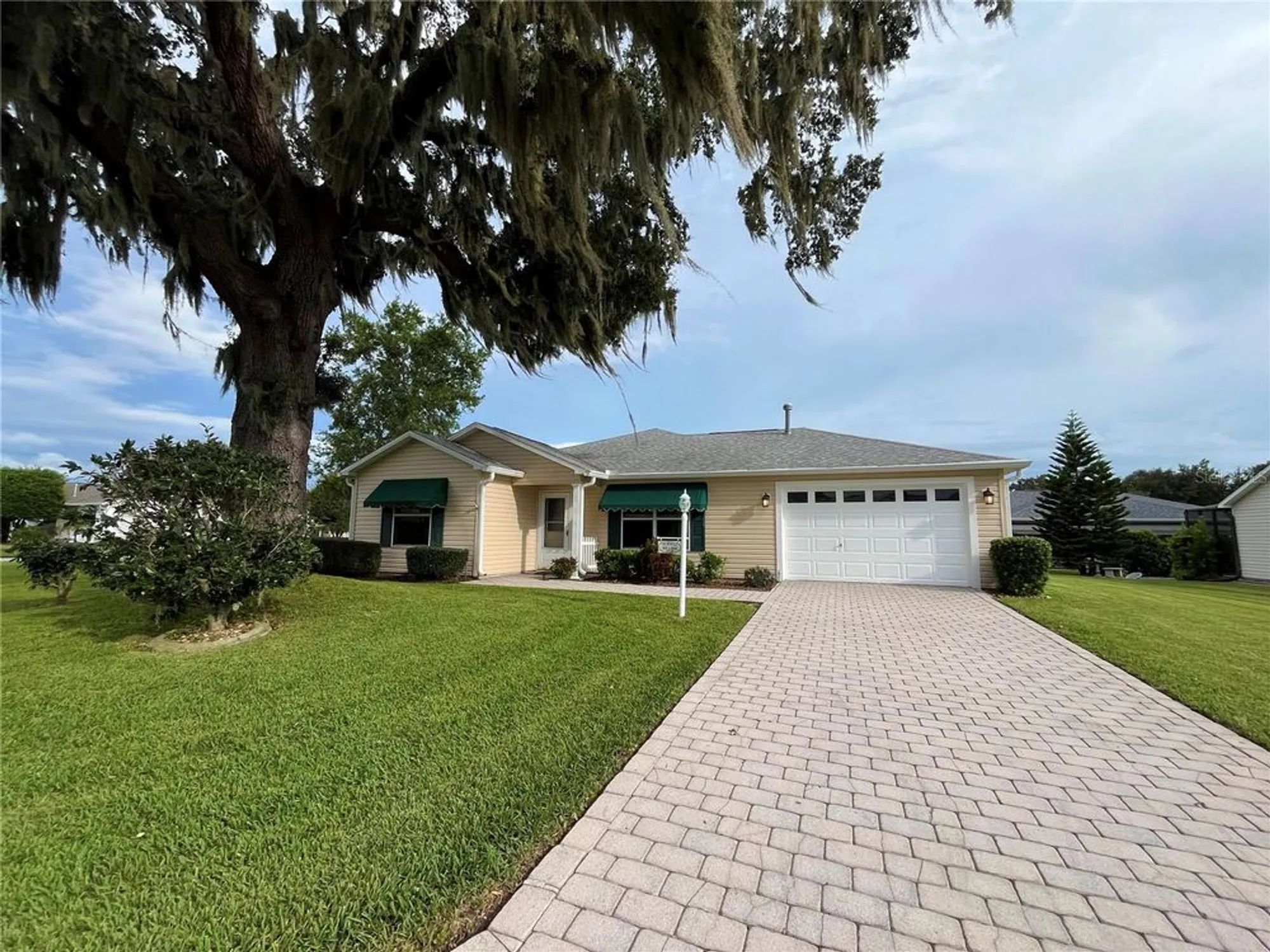 Property Slideshow image 2 of 24 | 9230 se 179th wesley st, The Villages, FL, 32162