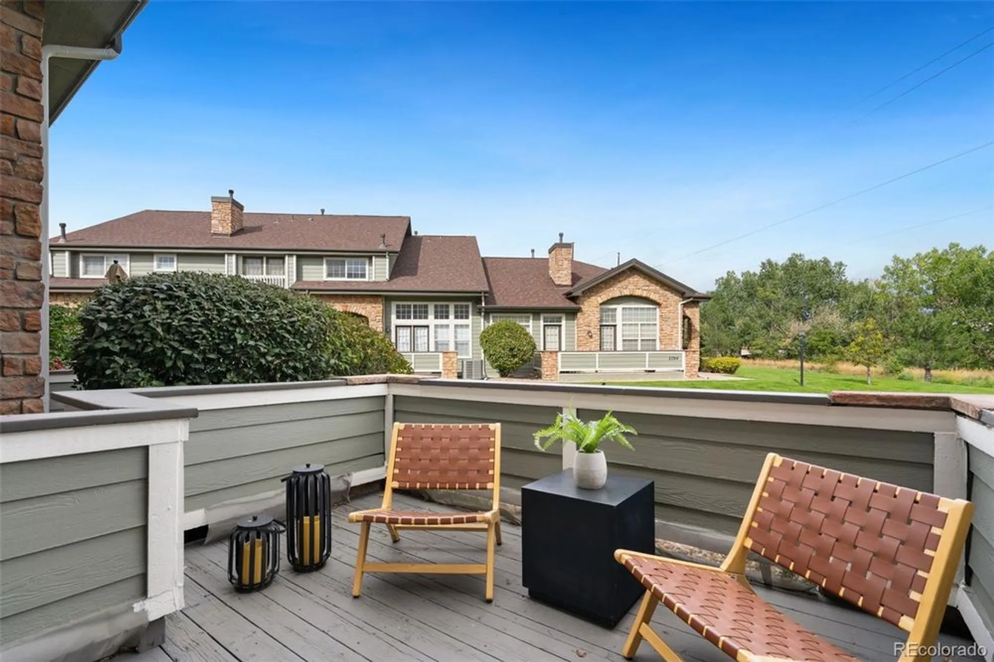 Property Slideshow image 31 of 41 | 2715 w greens dr, Littleton, CO, 80123