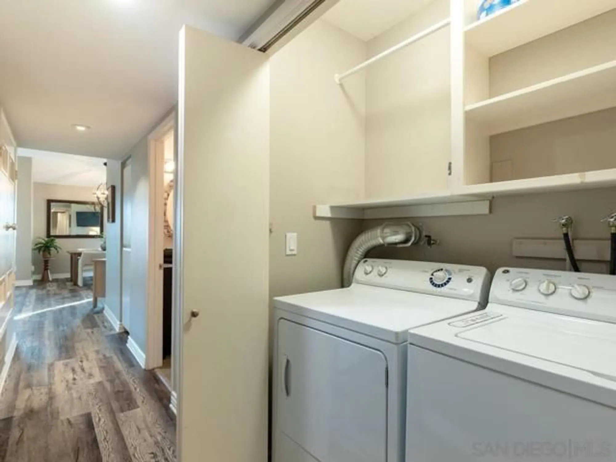 Property Slideshow image 40 of 68 | 12872 circulo dardo, San Diego, CA, 92128