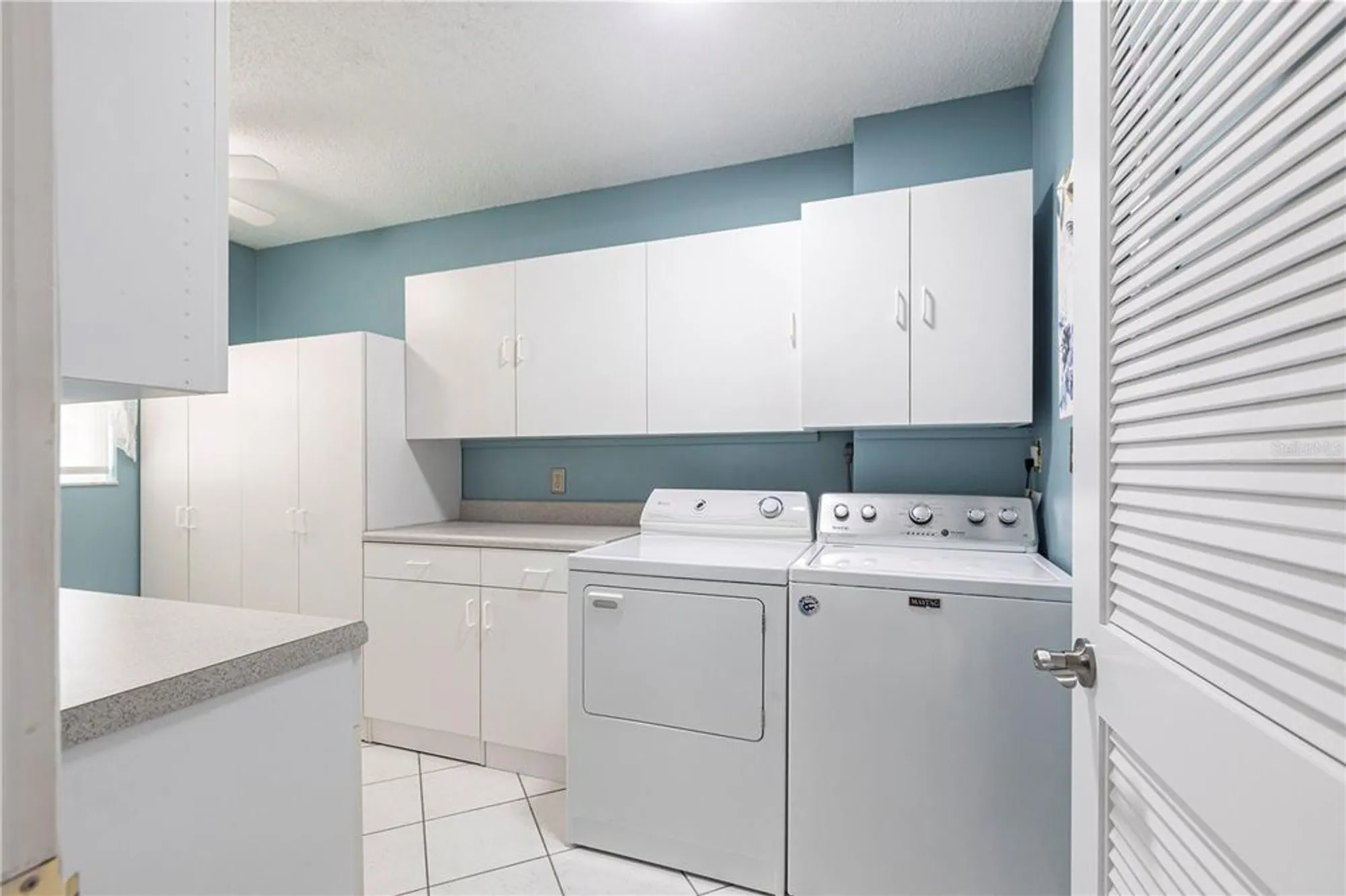 Property Slideshow image 20 of 40 | 6070 80th st n unit 215, St Petersburg, FL, 33709