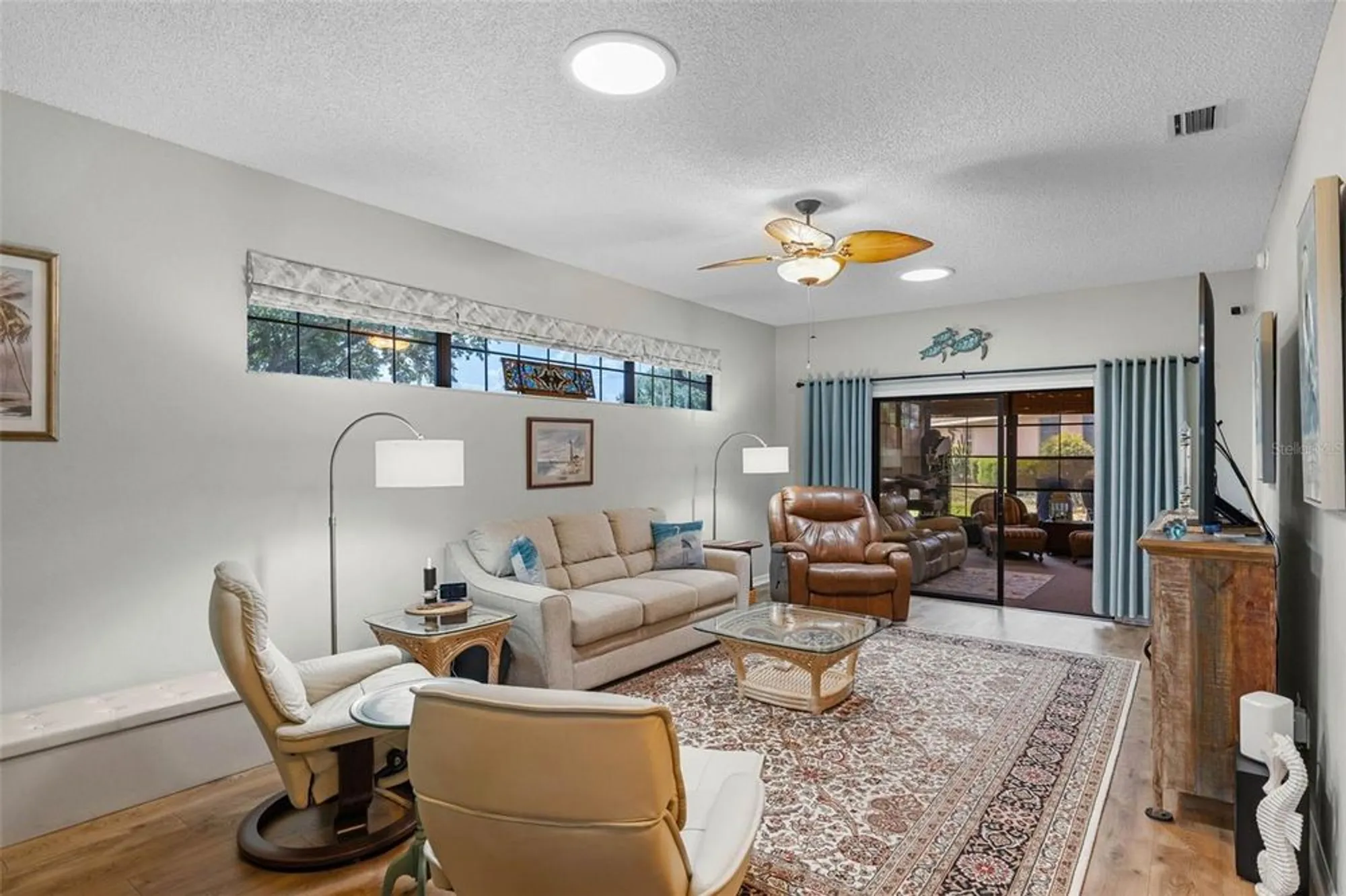 Property Slideshow image 12 of 48 | 21701 king john st, Leesburg, FL, 34748