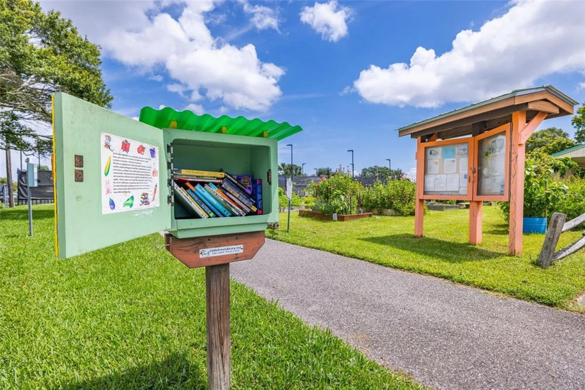 Property Slideshow image 37 of 62 | 946 virginia st apt 207, Dunedin, FL, 34698