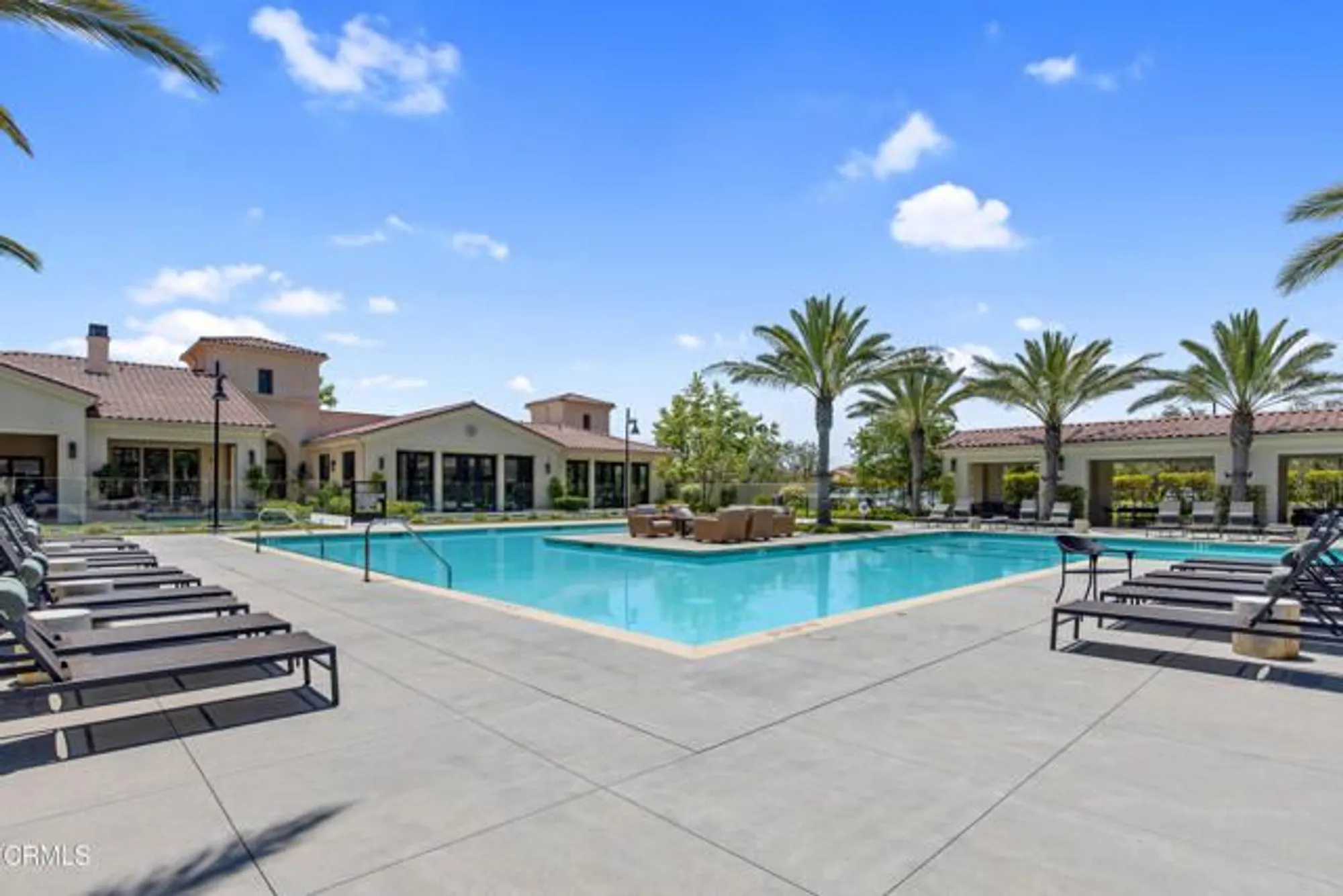 Property Slideshow image 58 of 76 | 2188 jovana ct, Camarillo, CA, 93012