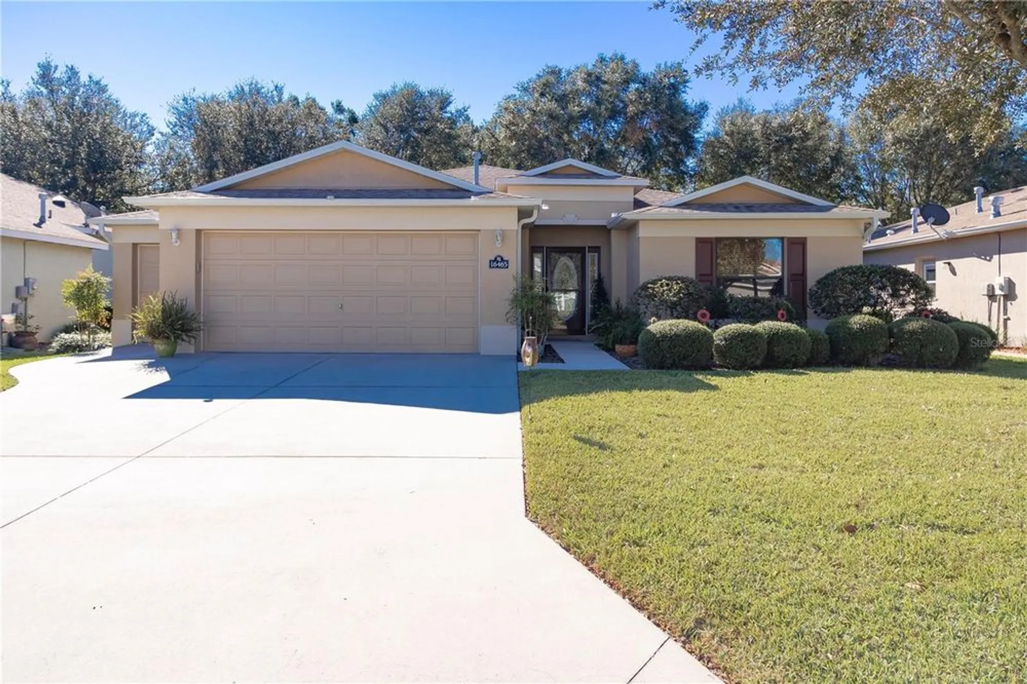 Property Slideshow image 4 of 73 | 16465 sw 14th avenue rd, Ocala, FL, 34473