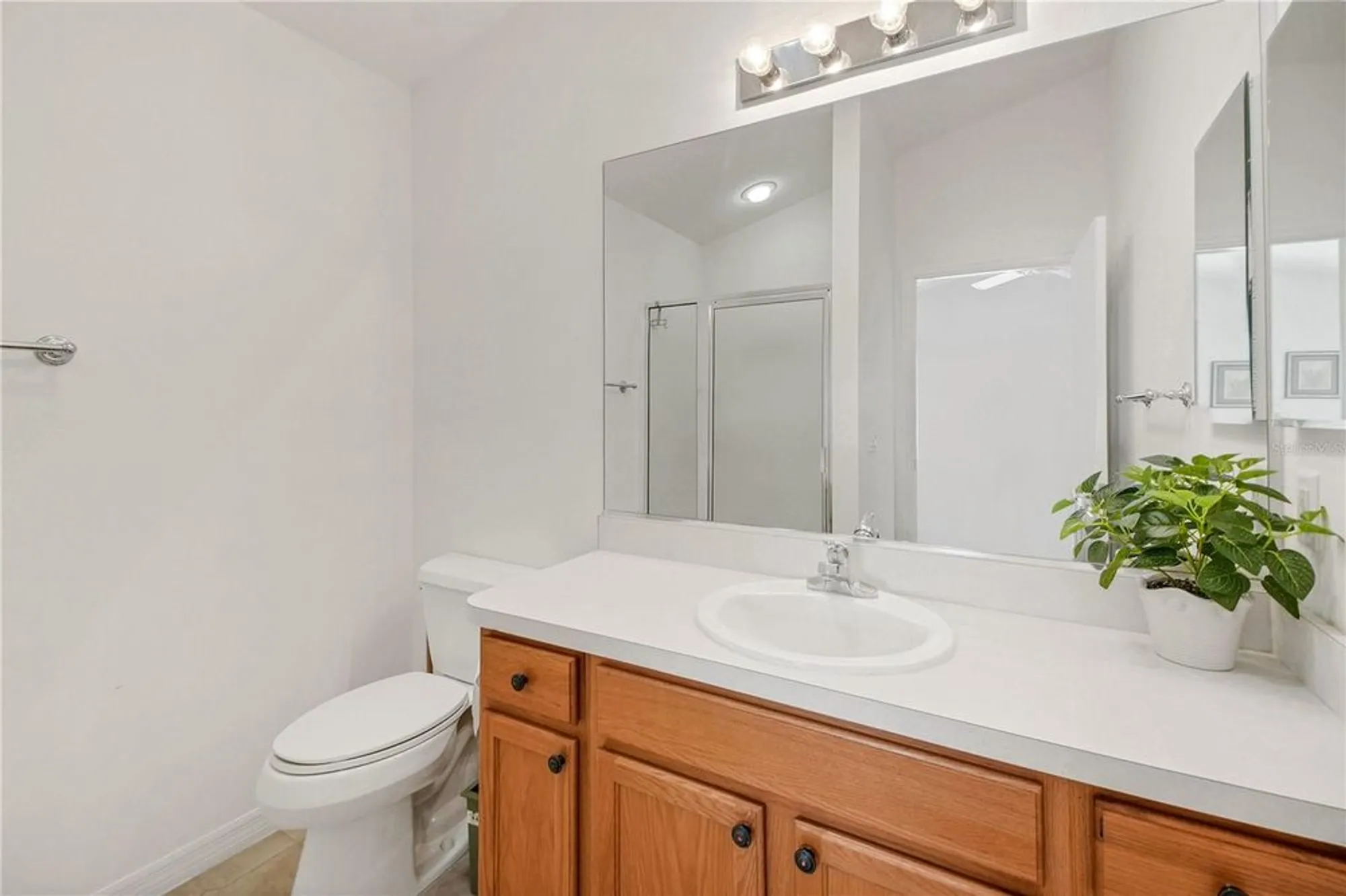 Property Slideshow image 14 of 45 | 438 grovewood pl, The Villages, FL, 32162