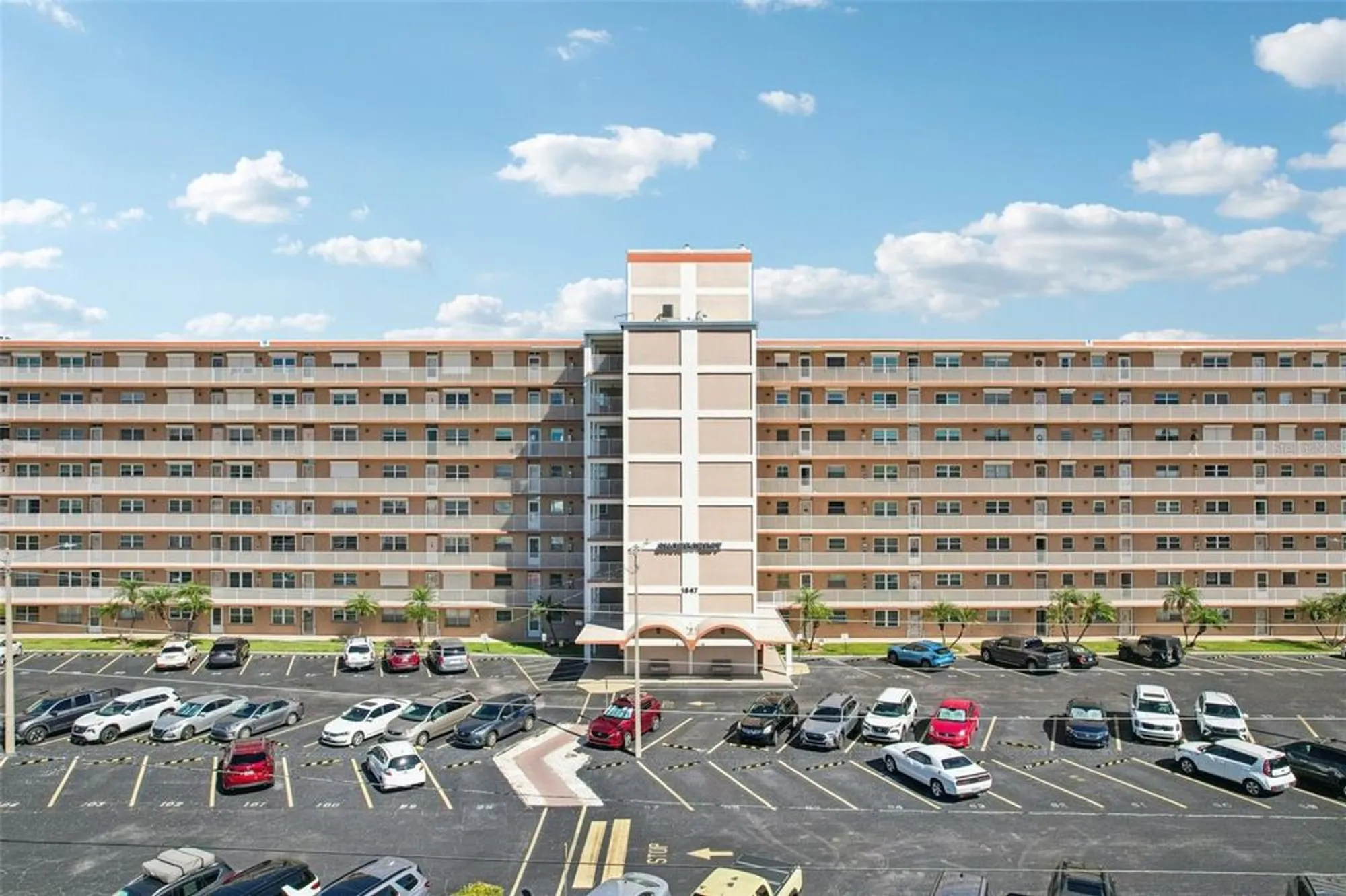 Property Slideshow image 46 of 76 | 5501 80th st n unit 505, Saint Petersburg, FL, 33709