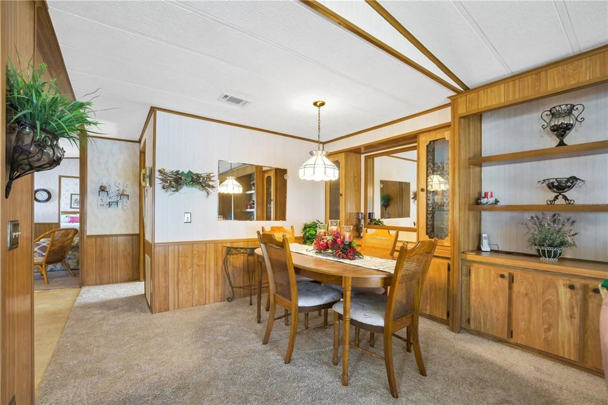 Property Slideshow image 5 of 44 | 4969 foxwood lake dr, Lakeland, FL, 33810