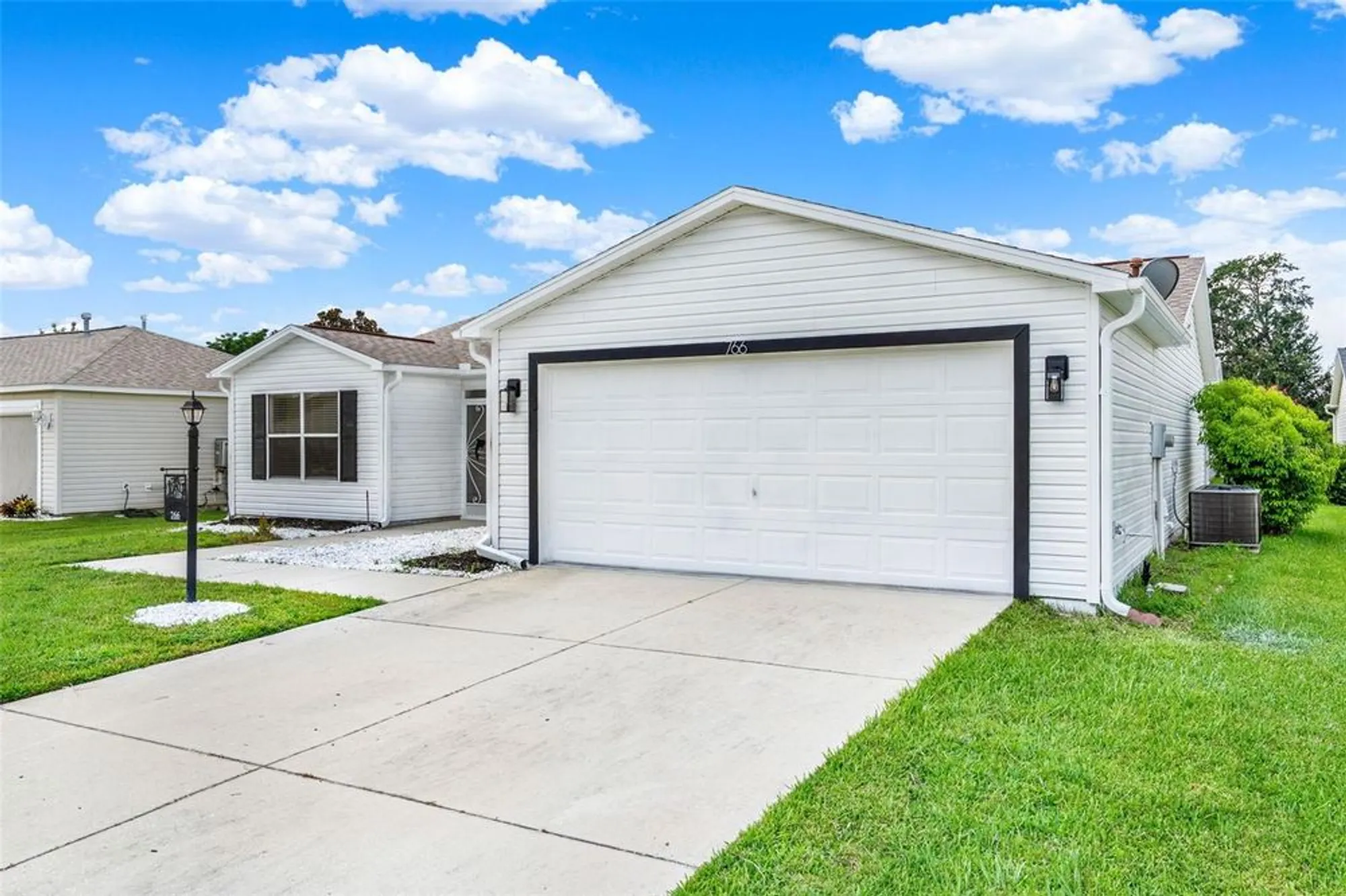 Property Slideshow image 7 of 48 | 766 artesia ave, The Villages, FL, 32162