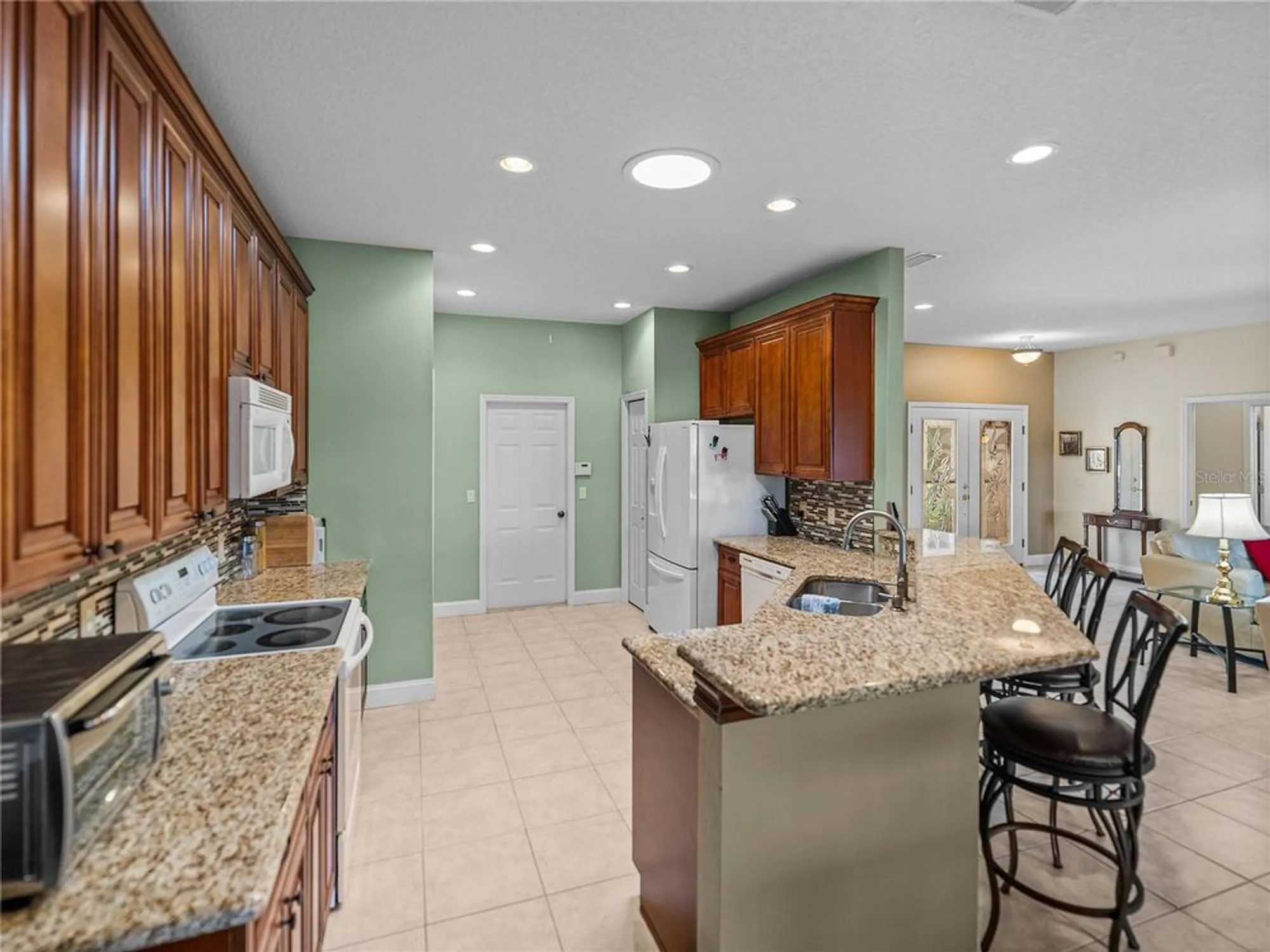 Property Slideshow image 27 of 100 | 4327 gullane dr, Lake Wales, FL, 33859