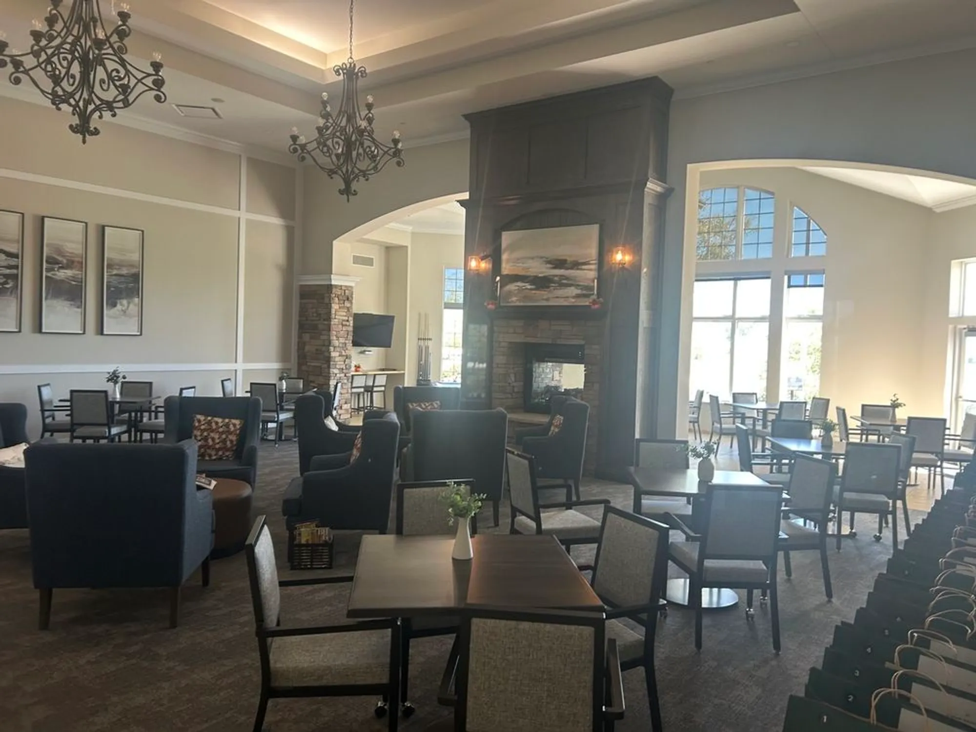 Property Slideshow image 32 of 38 | 110 national ct, Shorewood, IL, 60404