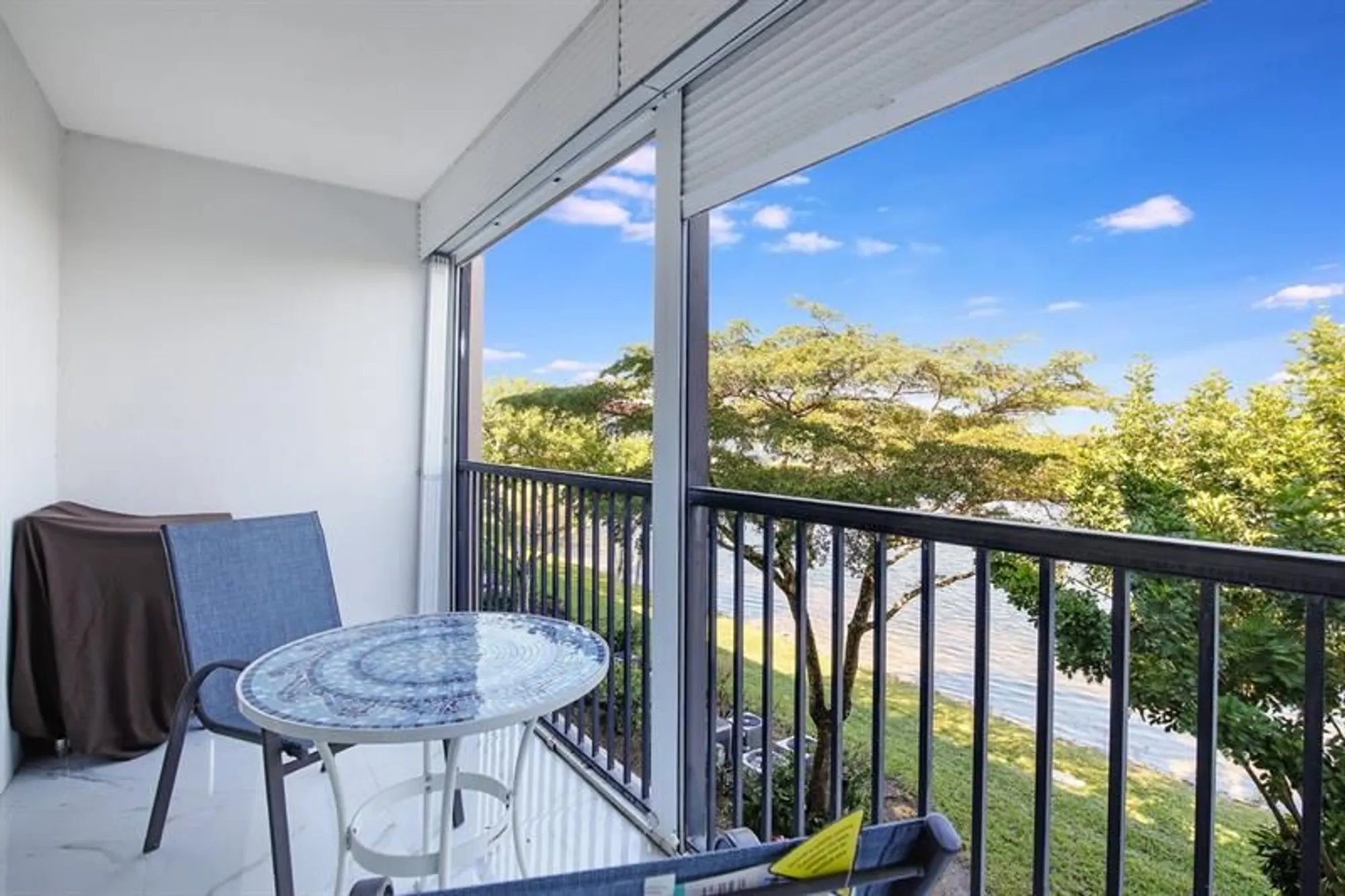 Property Slideshow image 4 of 45 | 13355 sw 16th ct, Pembroke Pines, FL, 33027