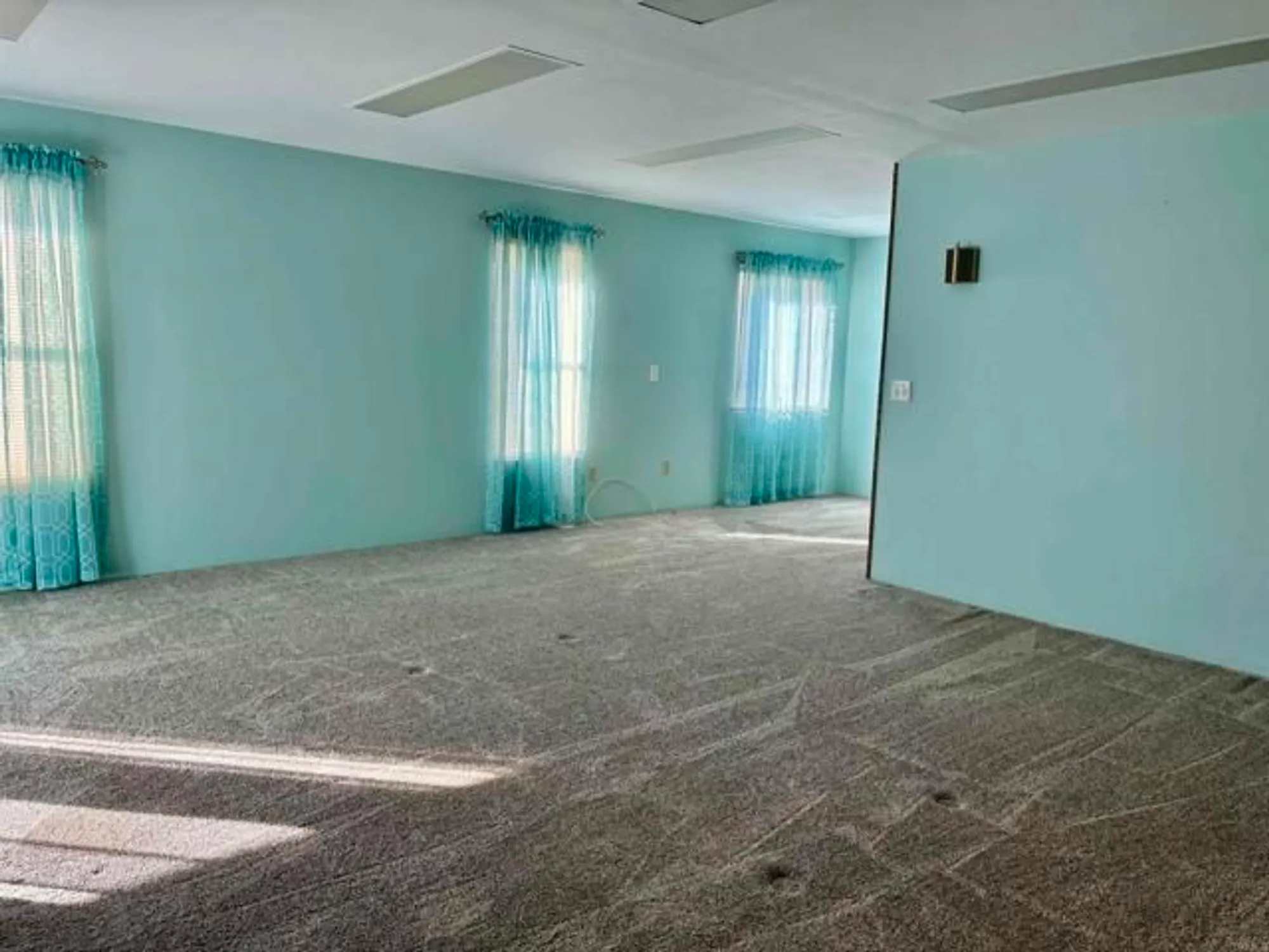 Property Slideshow image 10 of 29 | 5420 kipling ln, Carlsbad, CA, 92008