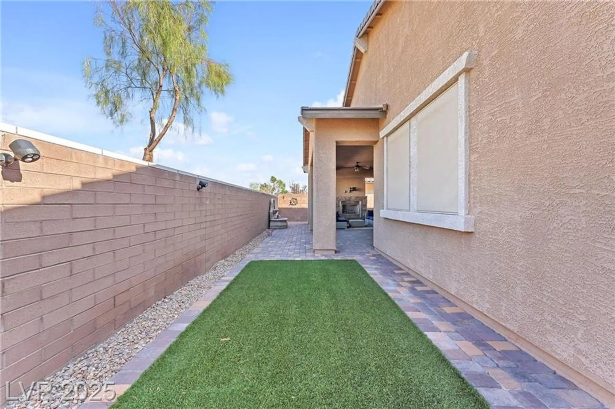 Property Slideshow image 37 of 49 | 755 merry maple st, Henderson, NV, 89011