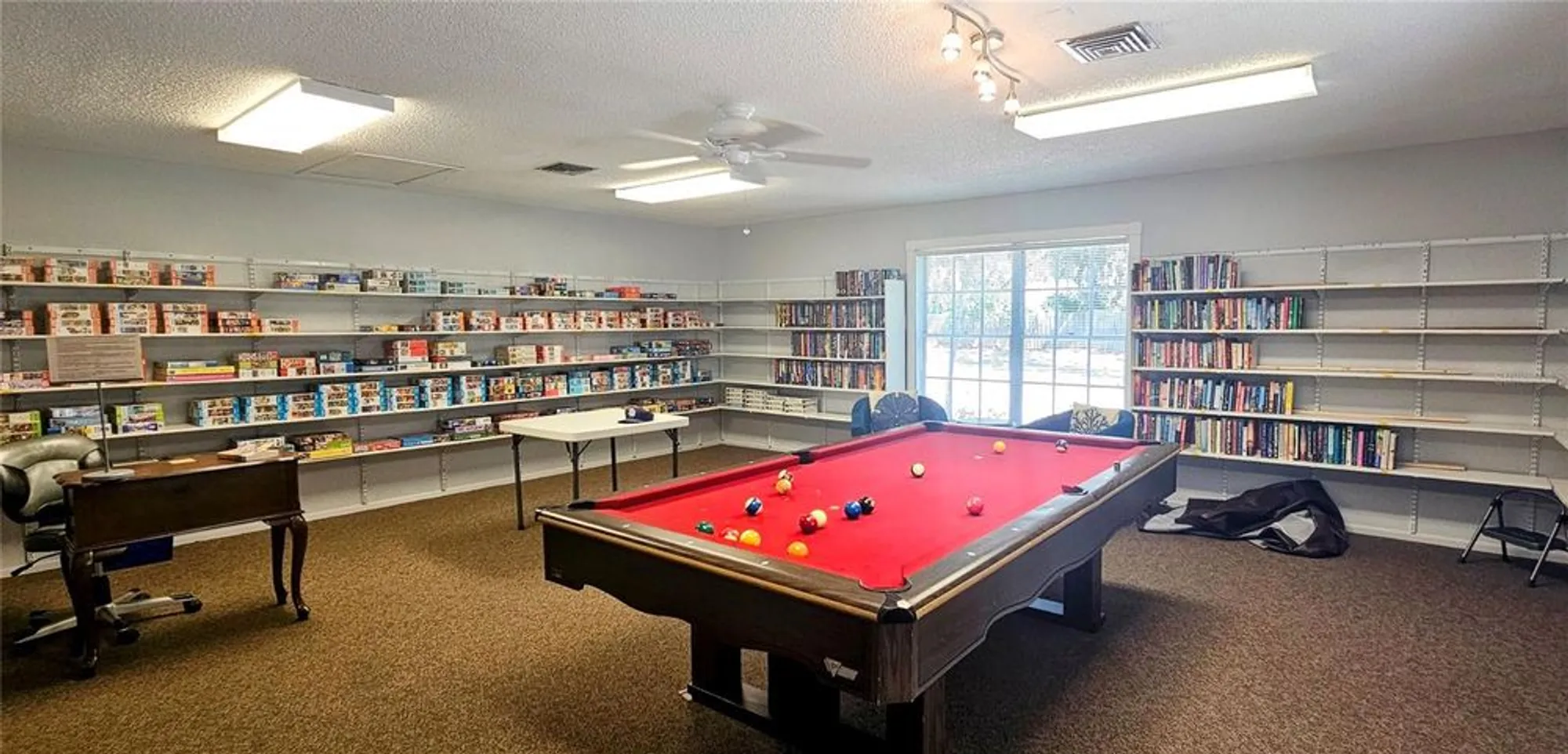 Property Slideshow image 25 of 26 | 4297 oakhurst cir 3051, Sarasota, FL, 34233