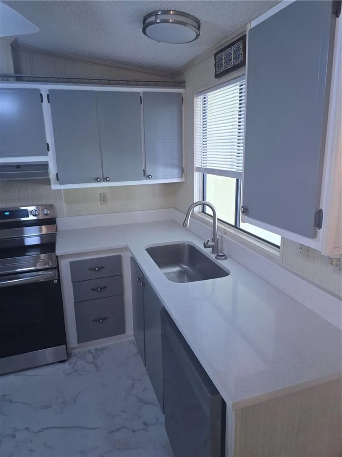 Property Slideshow image 3 of 20 | 1705 kiley ct, Lady Lake, FL, 32159