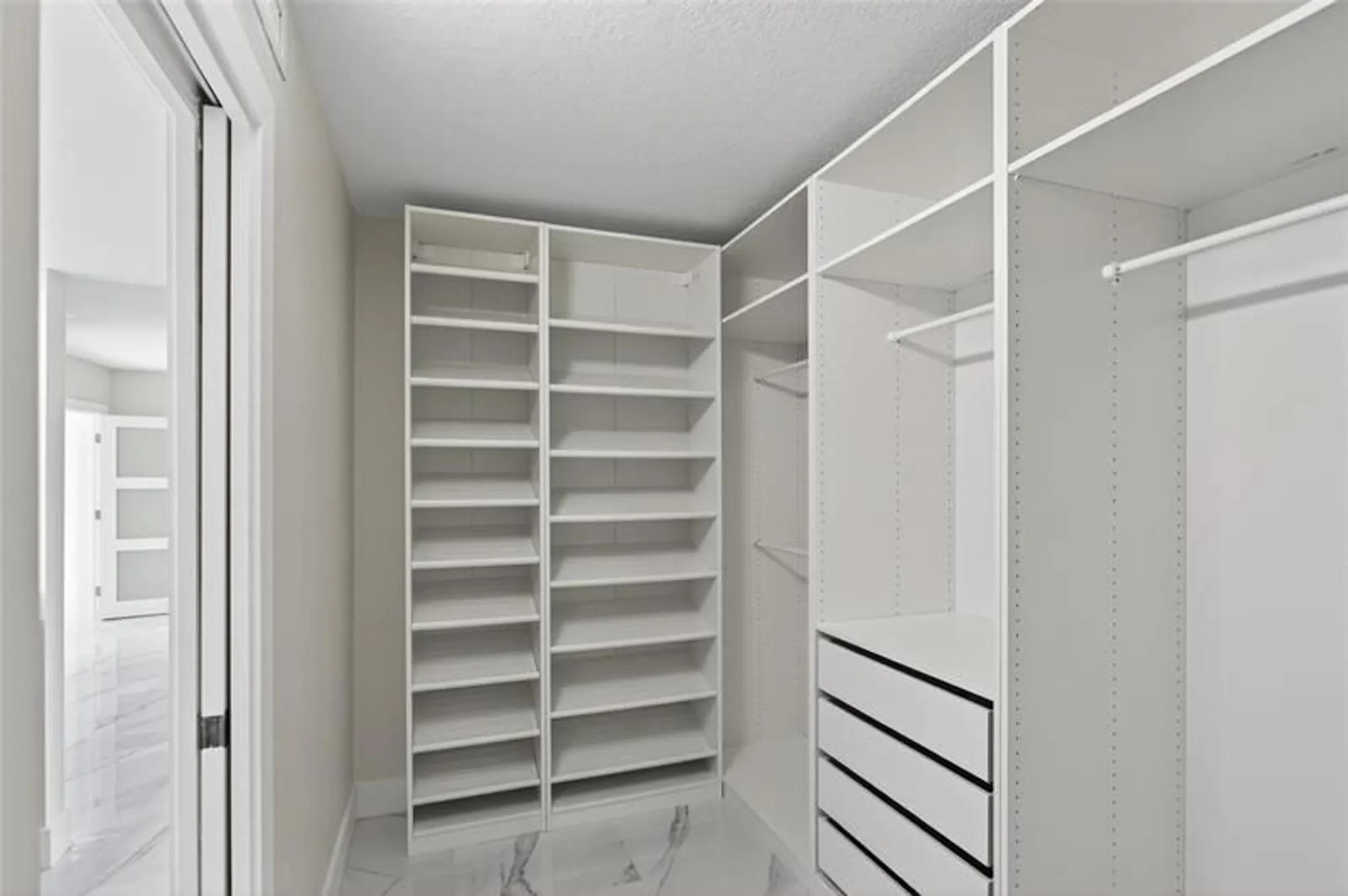 Property Slideshow image 33 of 83 | 3303 aruba way o4, Coconut Creek, FL, 33066