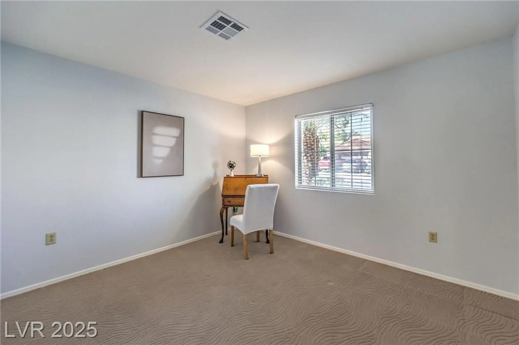 Property Slideshow image 26 of 53 | 3000 linkview dr, Las Vegas, NV, 89134