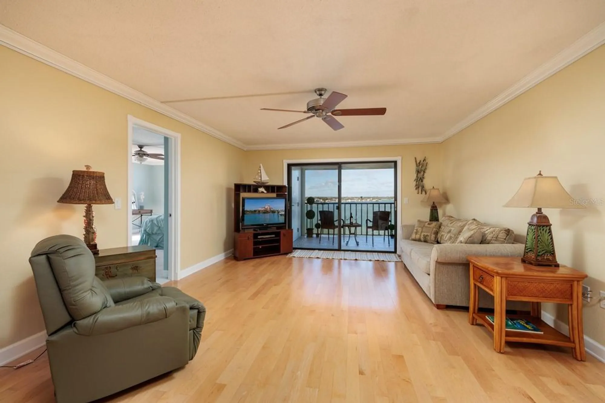 Property Slideshow image 39 of 100 | 7700 sun island dr 608, South Pasadena, FL, 33707