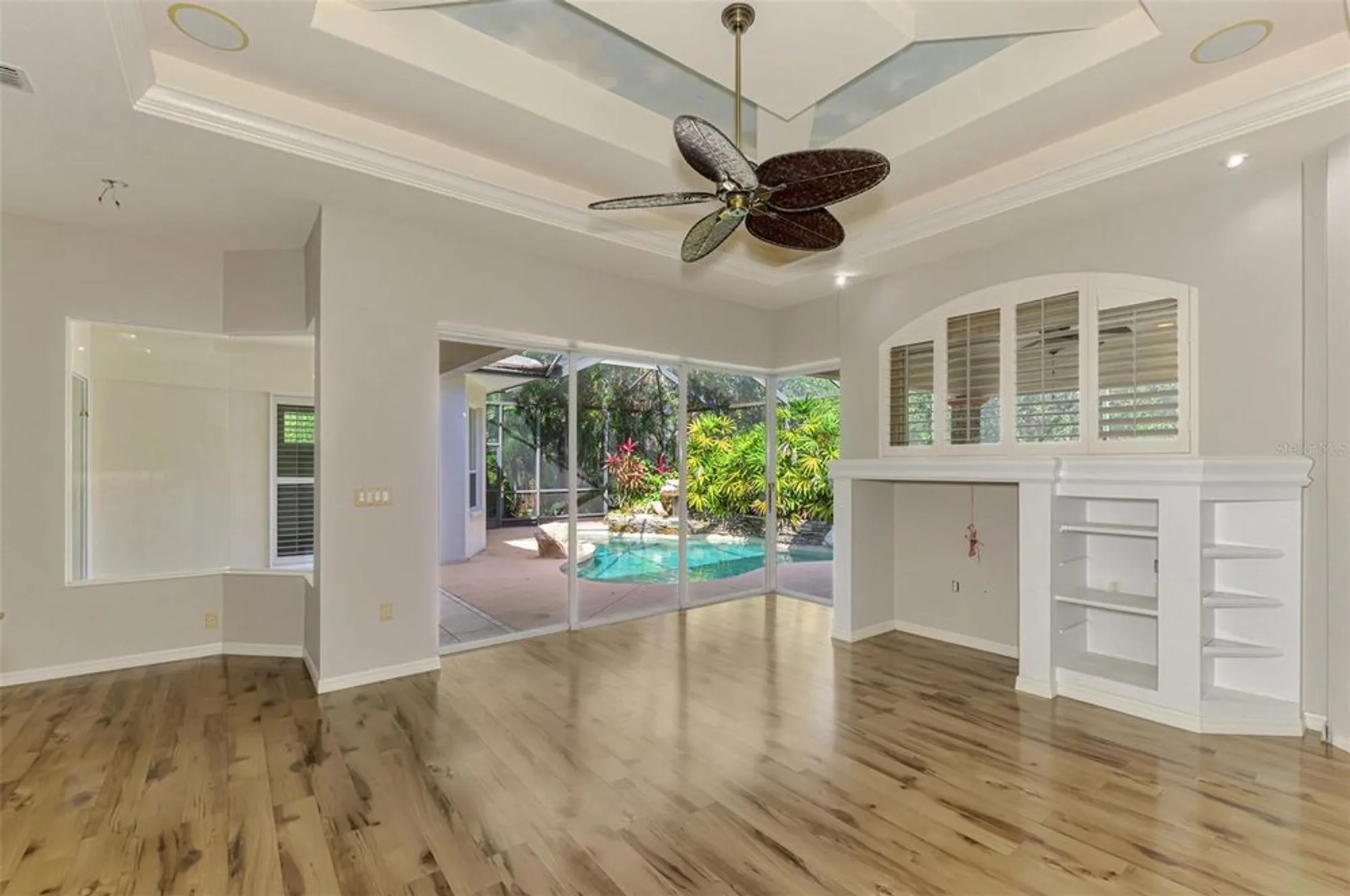 Property Slideshow image 30 of 79 | 4889 carrington cir, Sarasota, FL, 34243