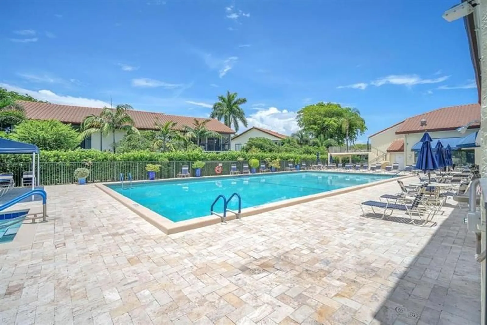 Property Slideshow image 40 of 50 | 10851 palm lake ave 201, Boynton Beach, FL, 33437