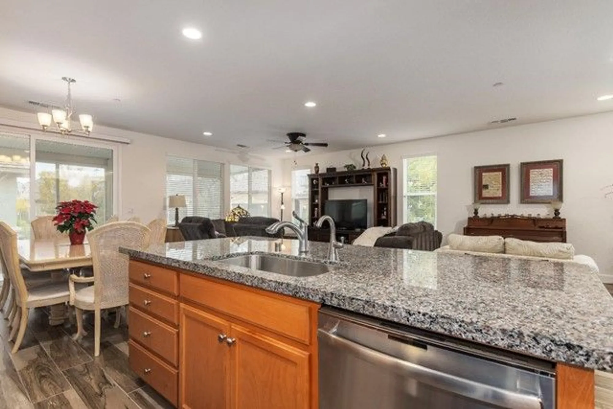 Property Slideshow image 13 of 32 | 790 osprey ridge dr, Rio Vista, CA, 94571