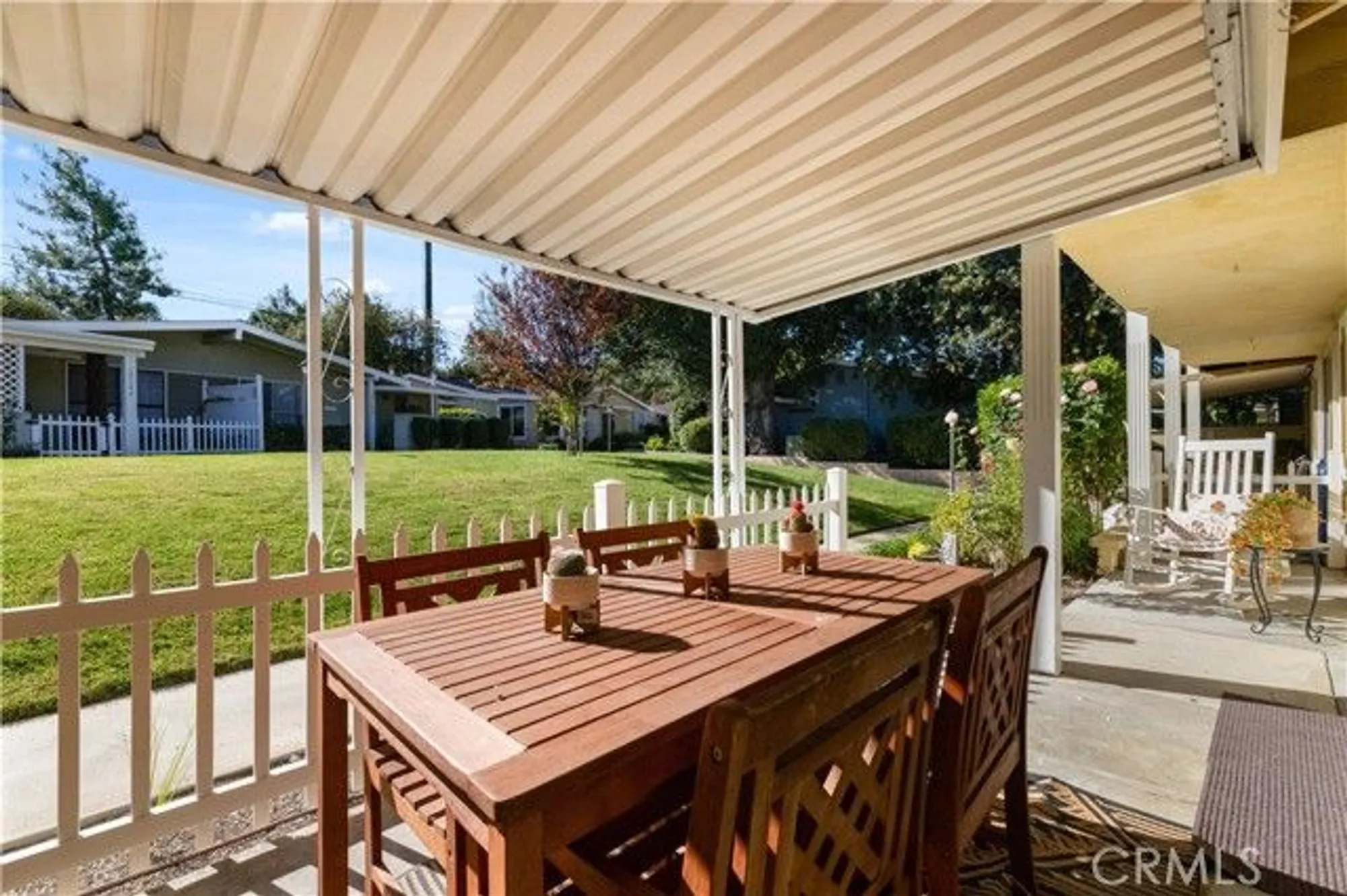 Property Slideshow image 18 of 30 | 19116 avenue of the oaks unit b, Newhall, CA, 91321
