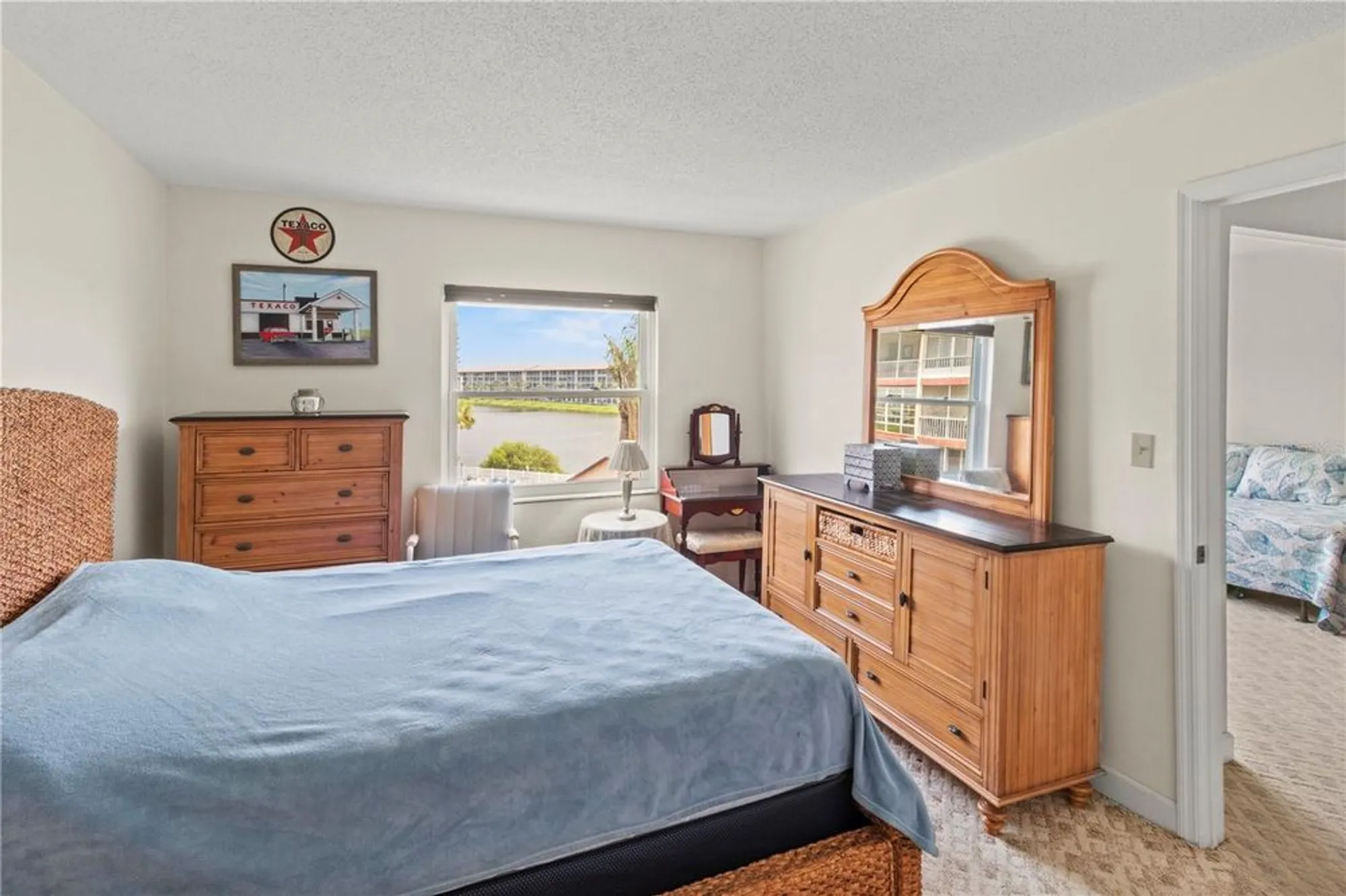 Property Slideshow image 14 of 38 | 4103 lake bayshore dr # 404, Bradenton, FL, 34205
