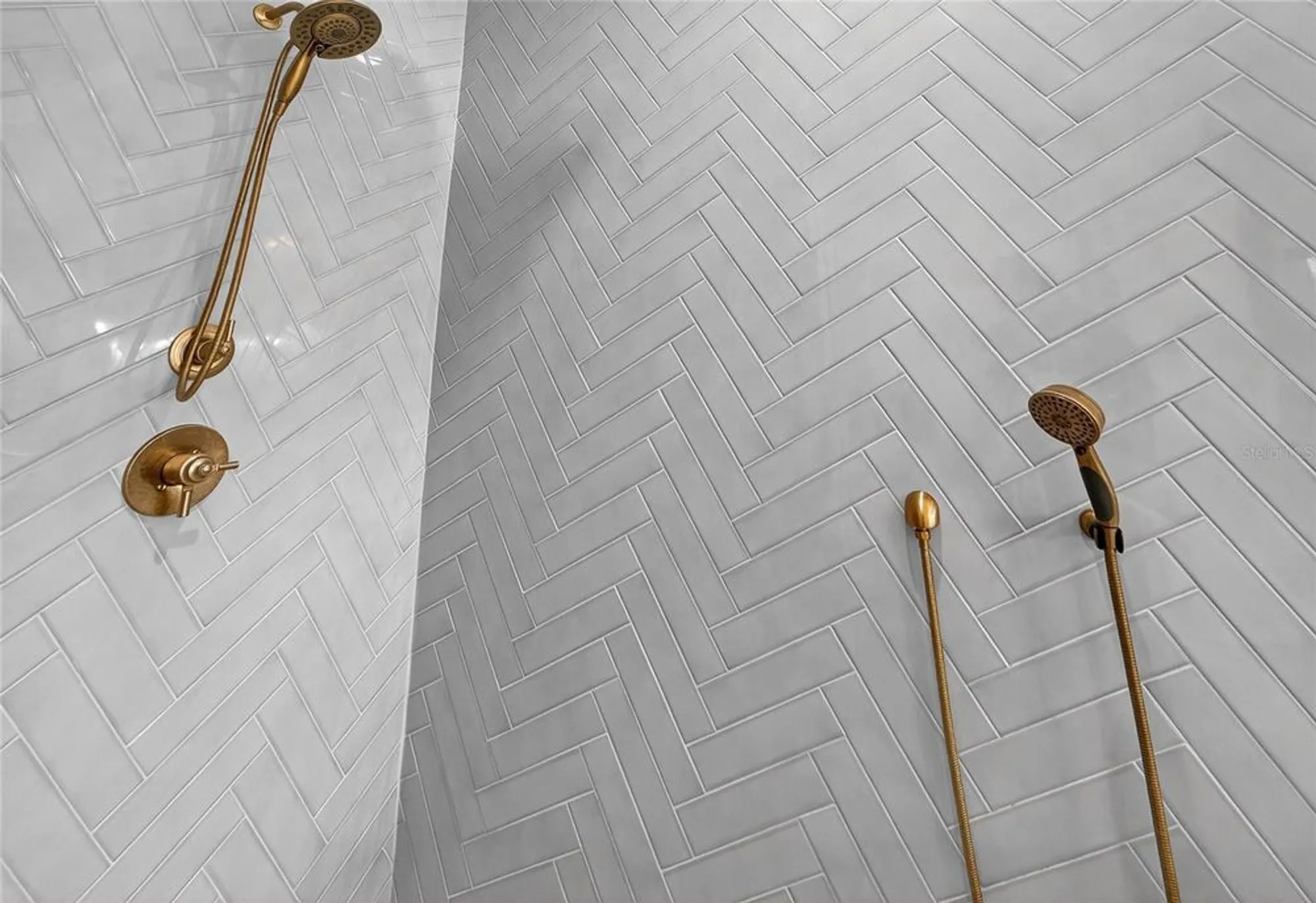 Property Slideshow image 54 of 100 | 5245 brighton shore dr, Apollo Beach, FL, 33572