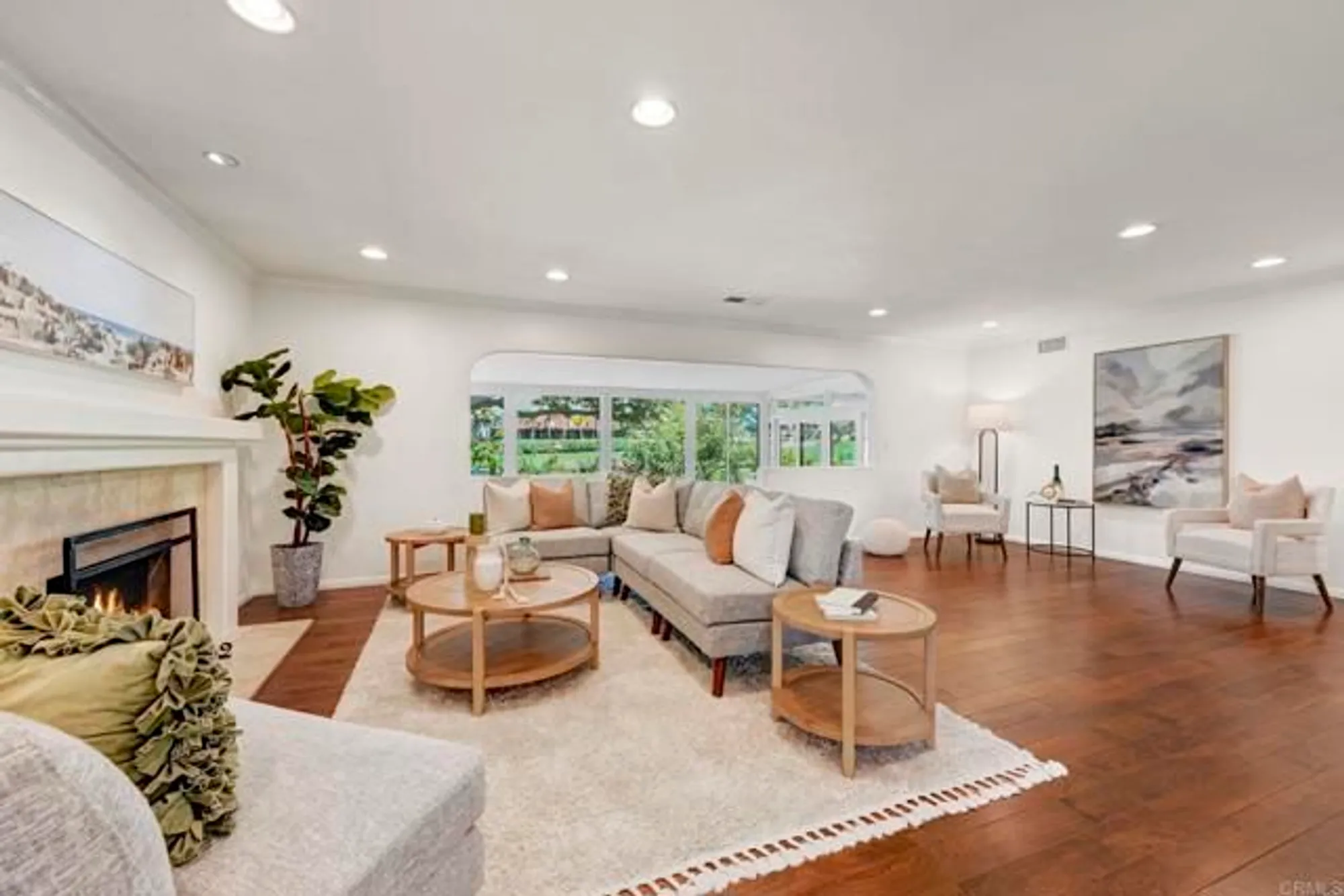 Property Slideshow image 11 of 57 | 1051 la reina dr, San Marcos, CA, 92078