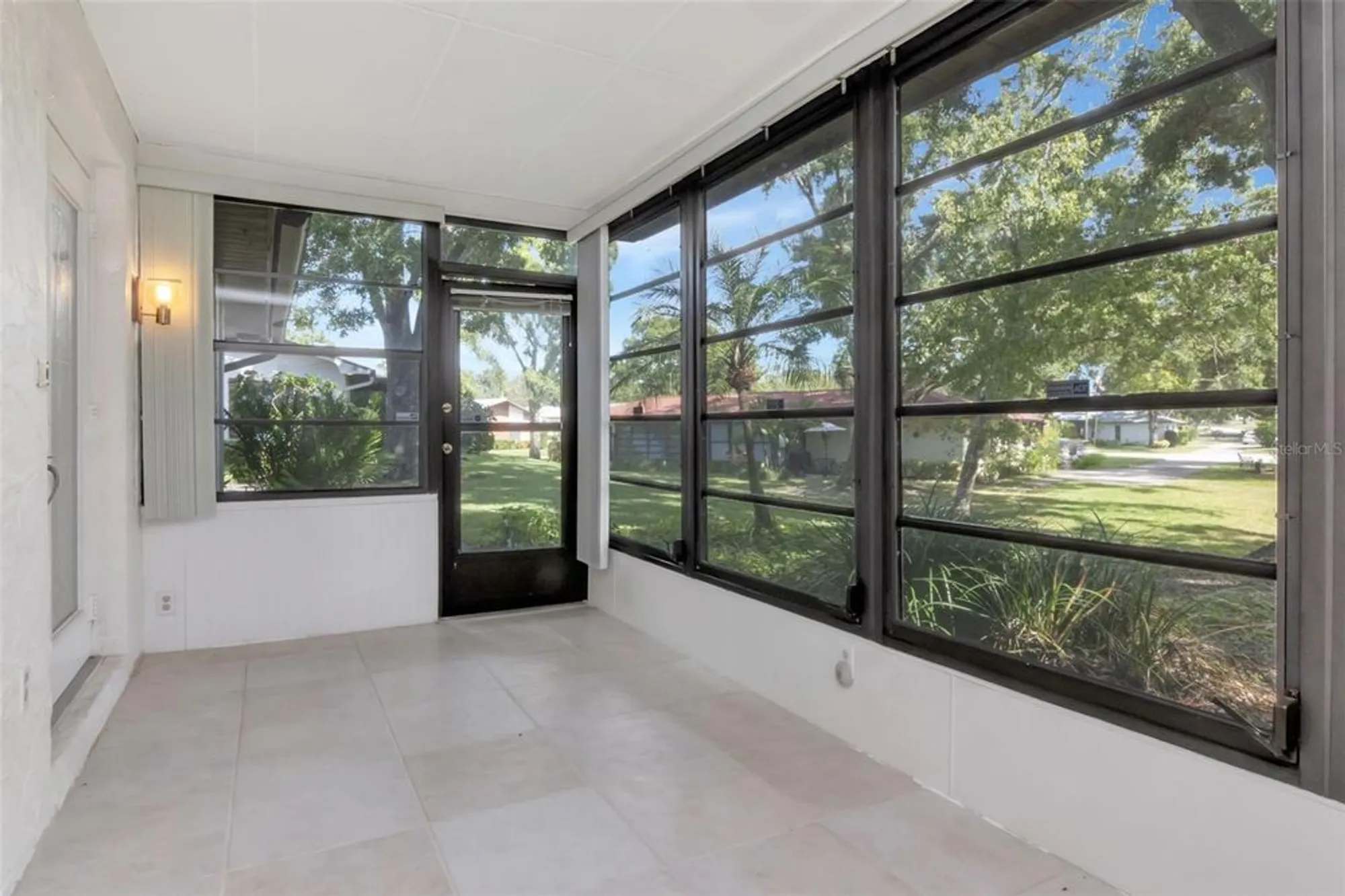 Property Slideshow image 7 of 55 | 2281 shelly dr d, Palm Harbor, FL, 34684