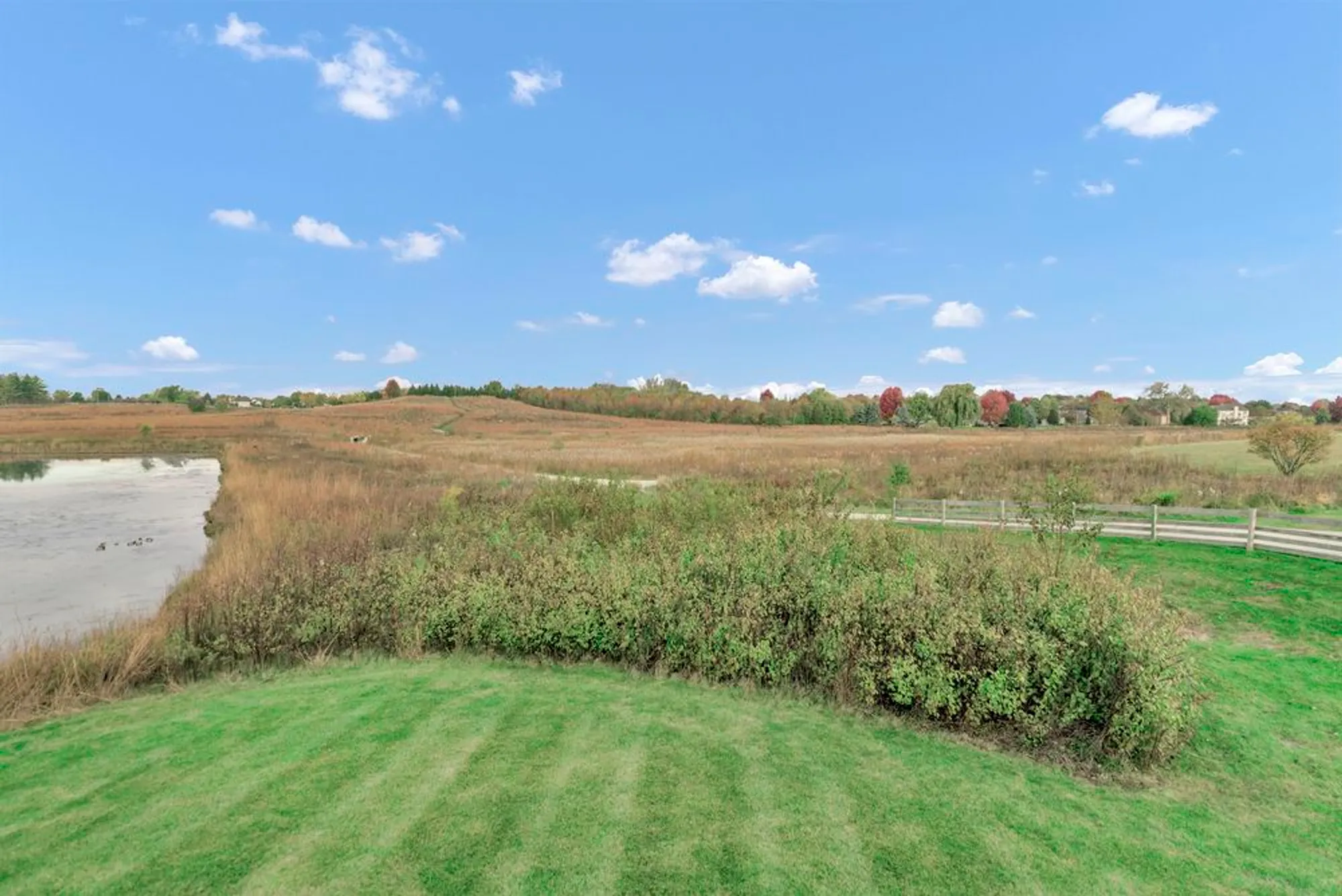 Property Slideshow image 17 of 71 | 2660 harnish dr, Algonquin, IL, 60102