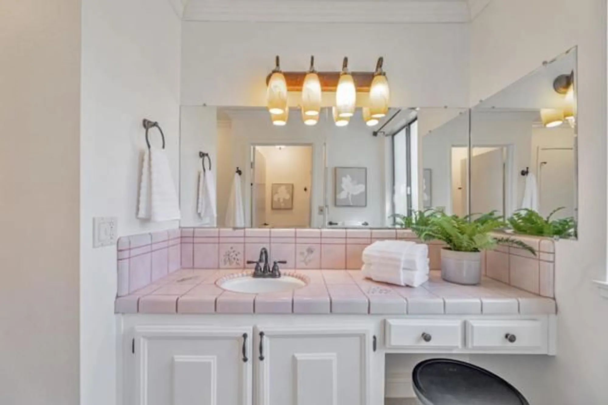 Property Slideshow image 19 of 29 | 5264 cribari hts, San Jose, CA, 95135