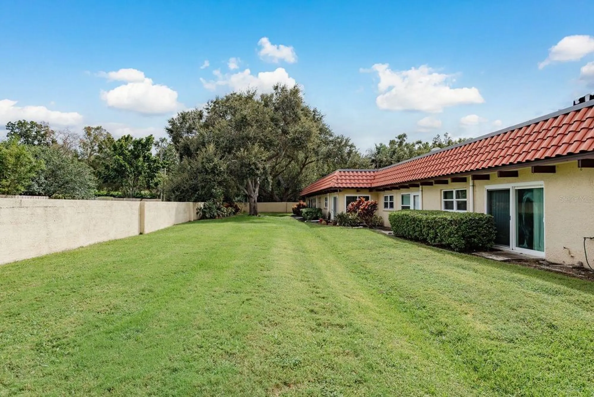 Property Slideshow image 22 of 29 | 1701 pinehurst rd 19e, Dunedin, FL, 34698