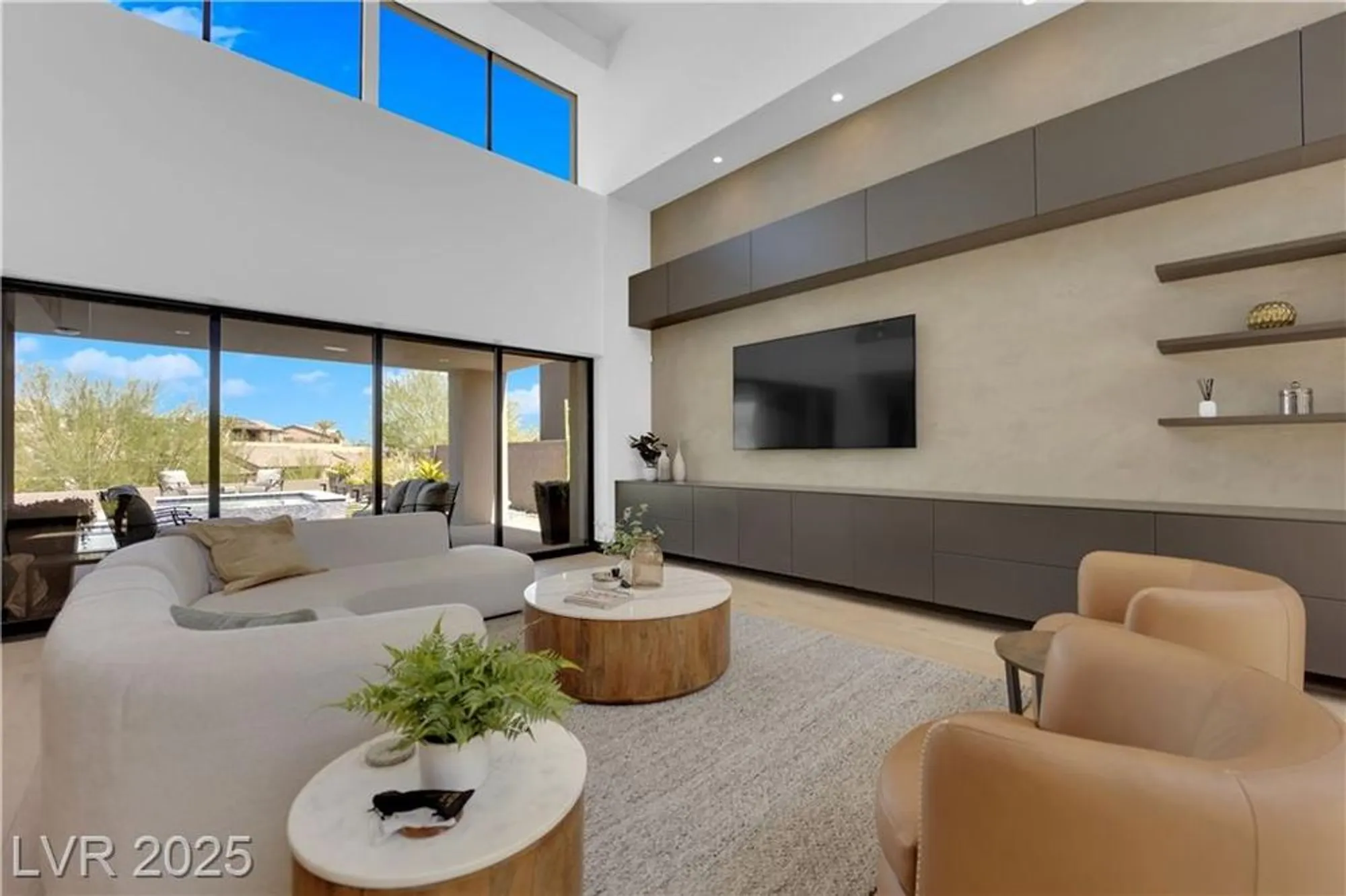 Property Slideshow image 10 of 95 | 16 canyon shores pl, Henderson, NV, 89011