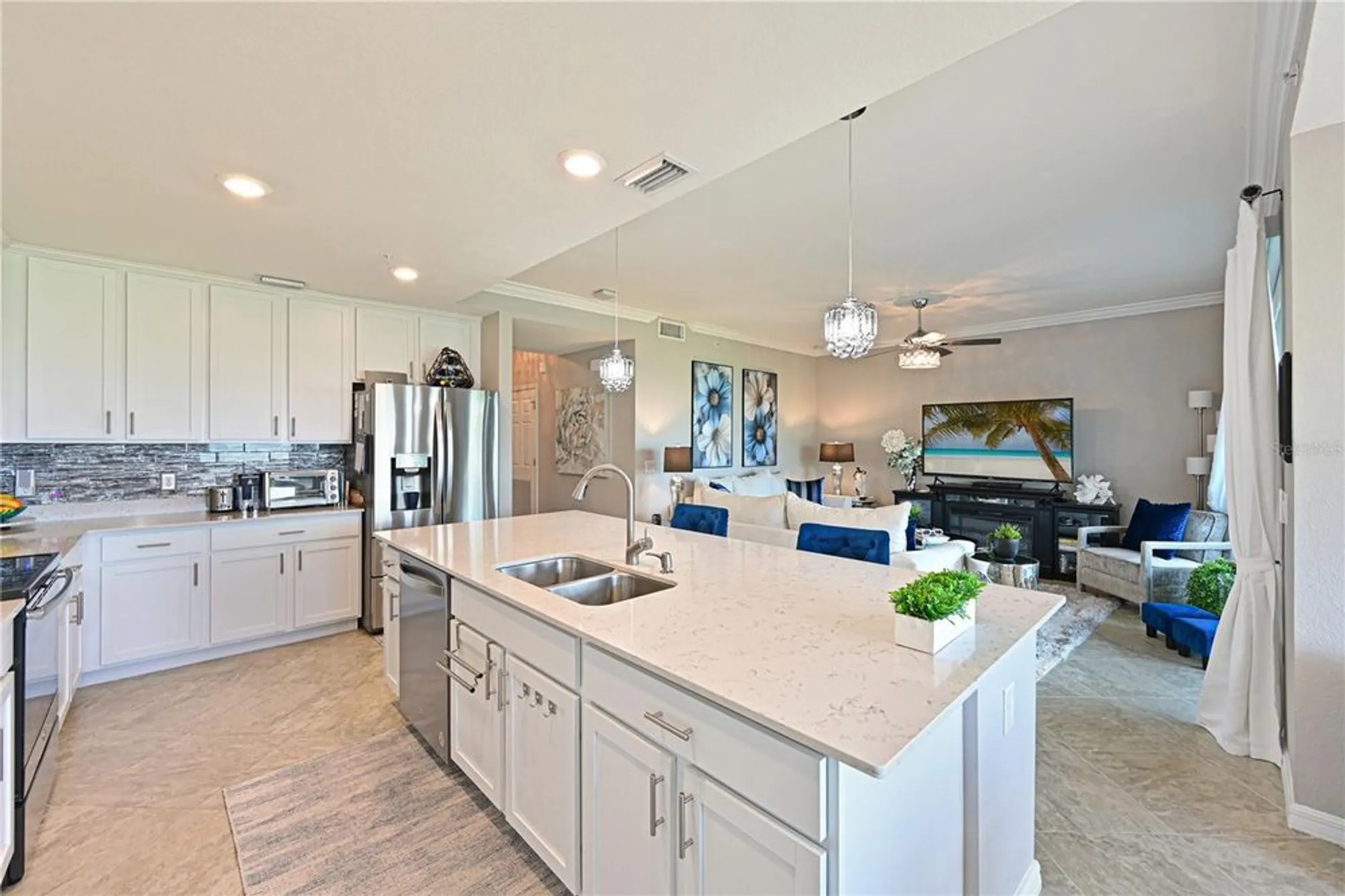 Property Slideshow image 11 of 74 | 910 tidewater shores loop 102, Bradenton, FL, 34208