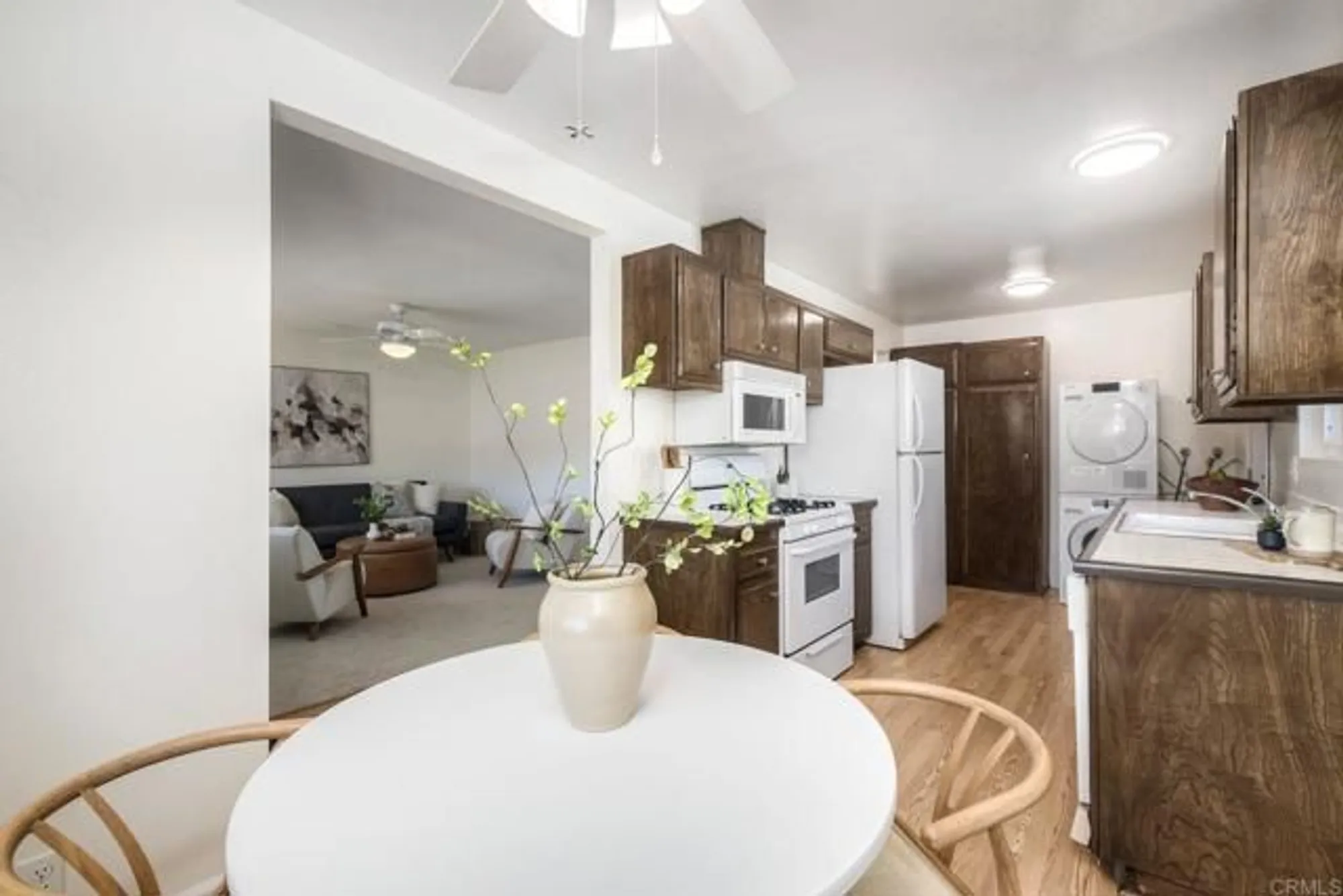 Property Slideshow image 8 of 24 | 3159 calle osuna, Oceanside, CA, 92056