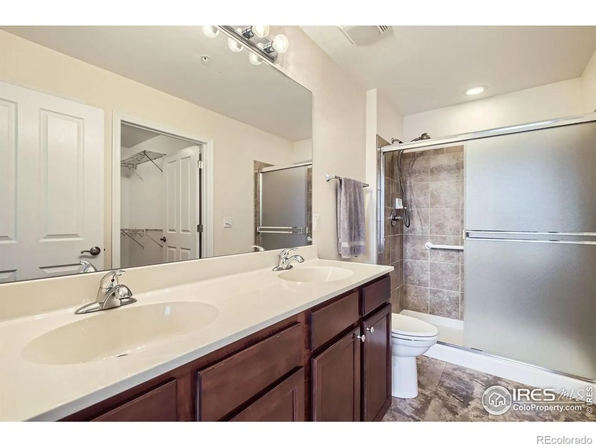 Property Slideshow image 13 of 30 | 2481 santa fe dr a, Longmont, CO, 80504