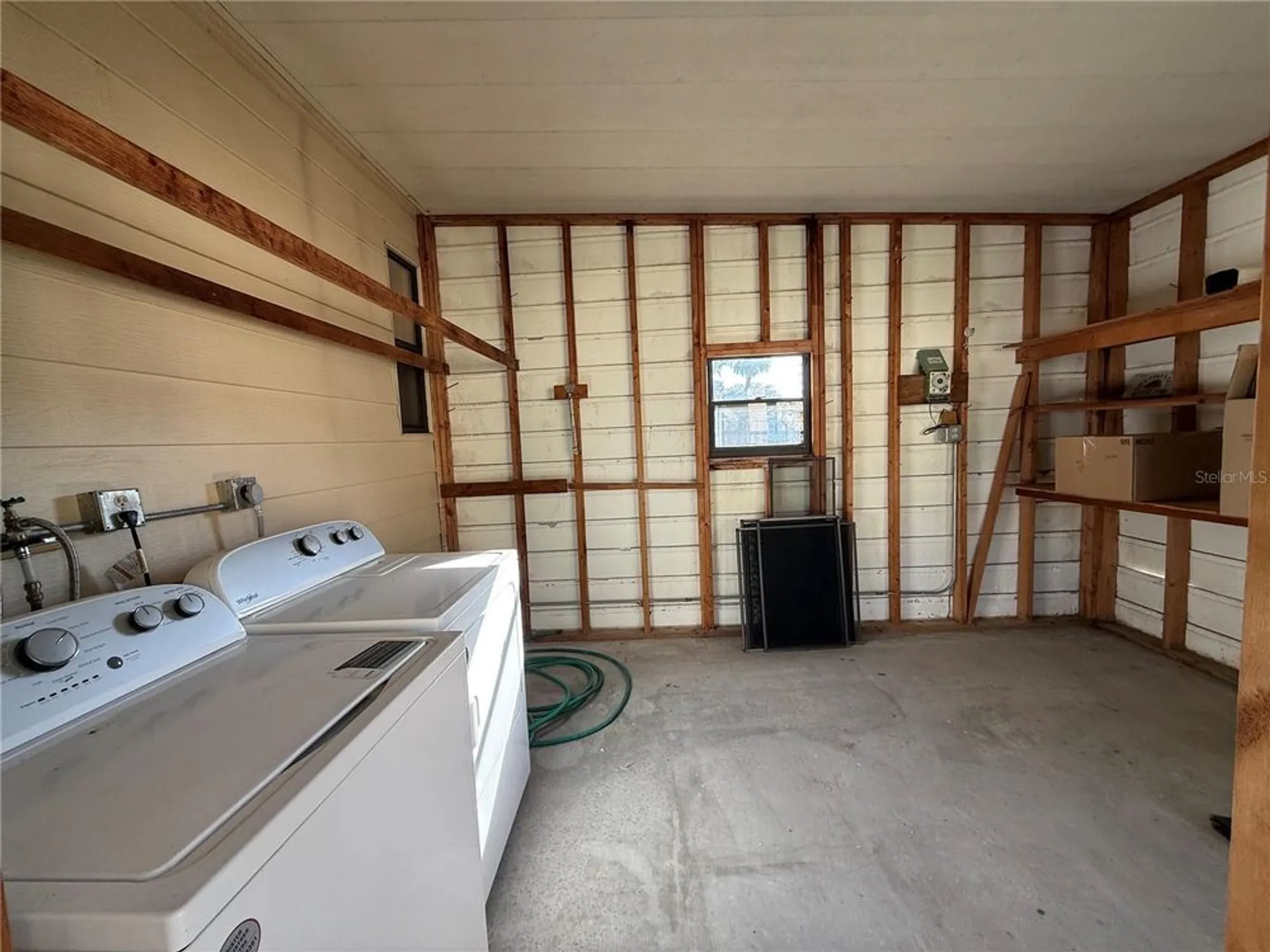 Property Slideshow image 17 of 29 | 108 winterberry ave, Wildwood, FL, 34785