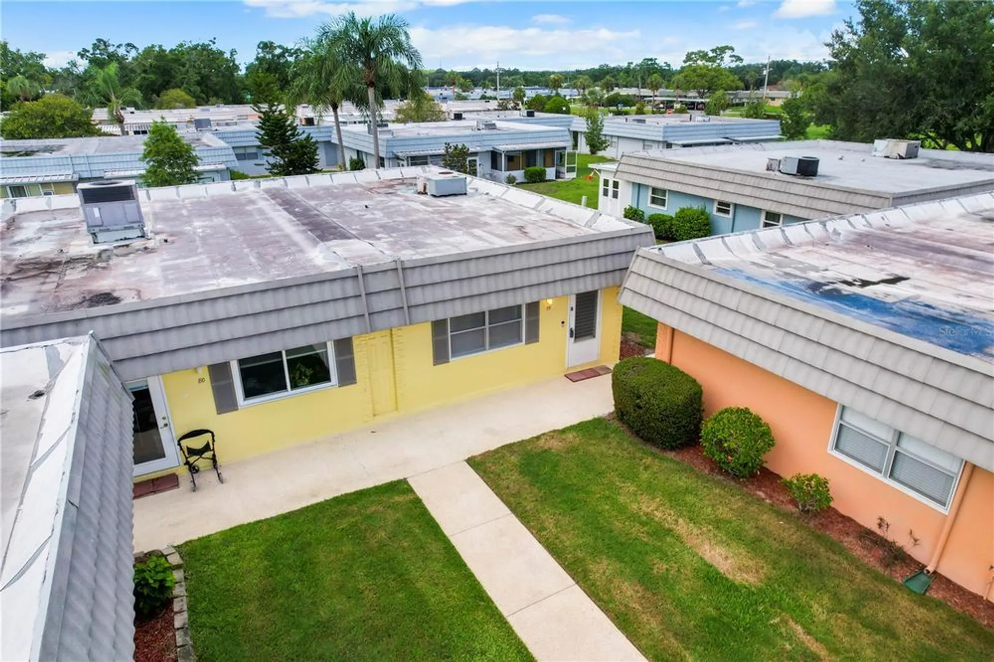 Property Slideshow image 22 of 53 | 201 bedford st 79, Sun City Center, FL, 33573