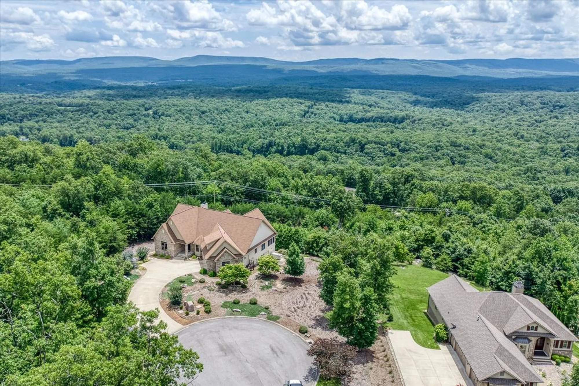 Property Slideshow image 9 of 81 | 61 bluff view ct, Crossville, TN, 38558