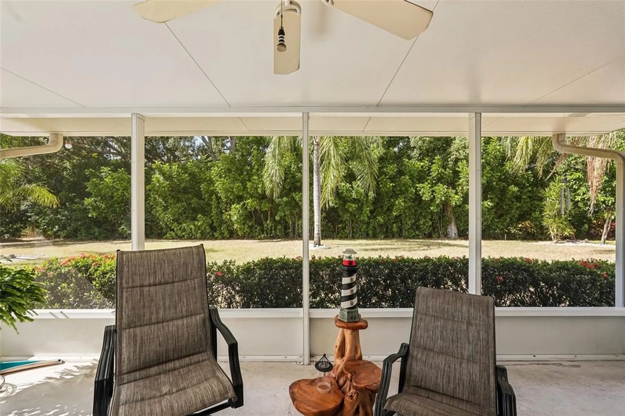 Property Slideshow image 29 of 55 | 1805 new bedford dr, Sun City Center, FL, 33573