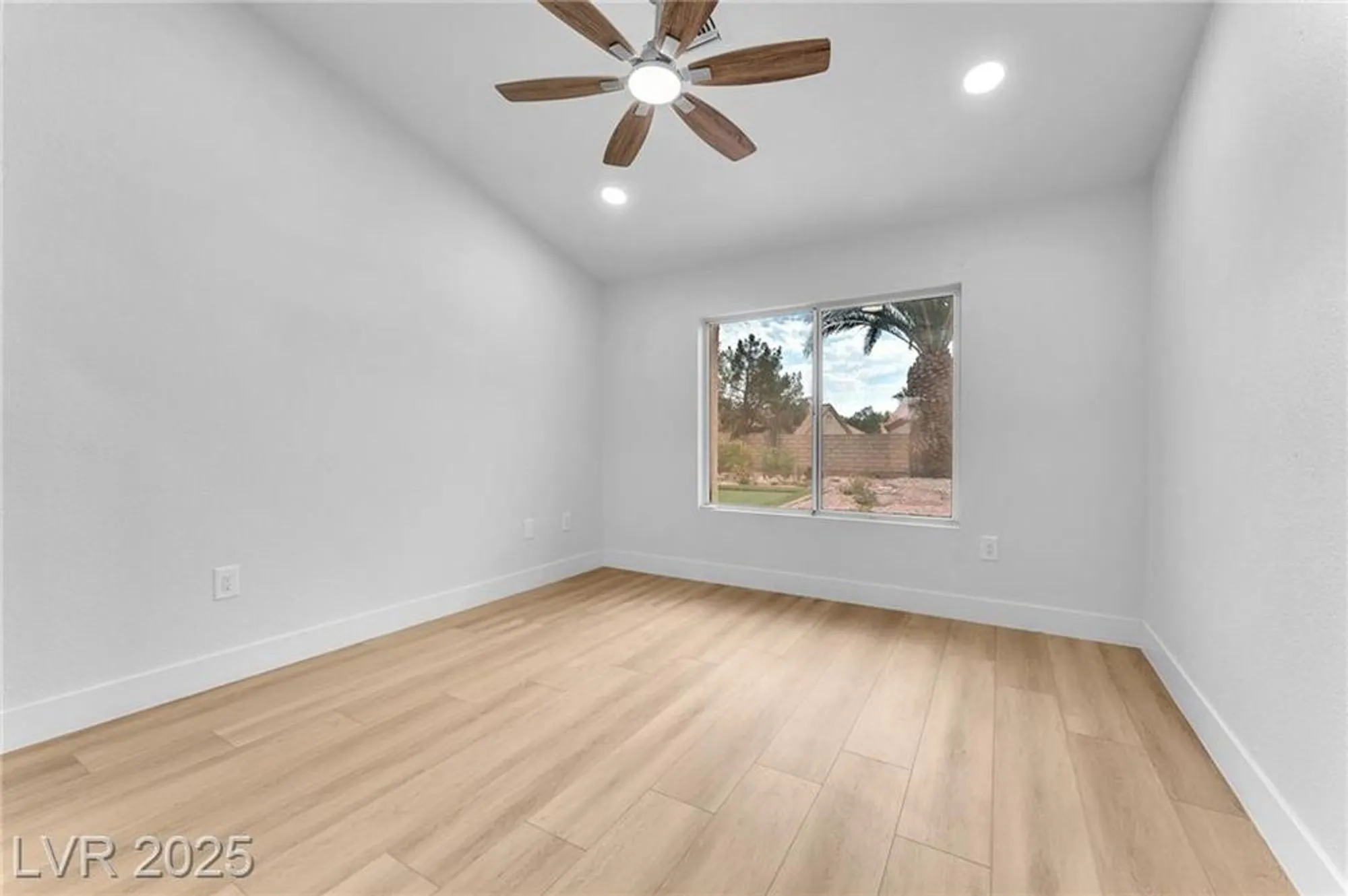 Property Slideshow image 25 of 47 | 3108 endeavor ct, Las Vegas, NV, 89134