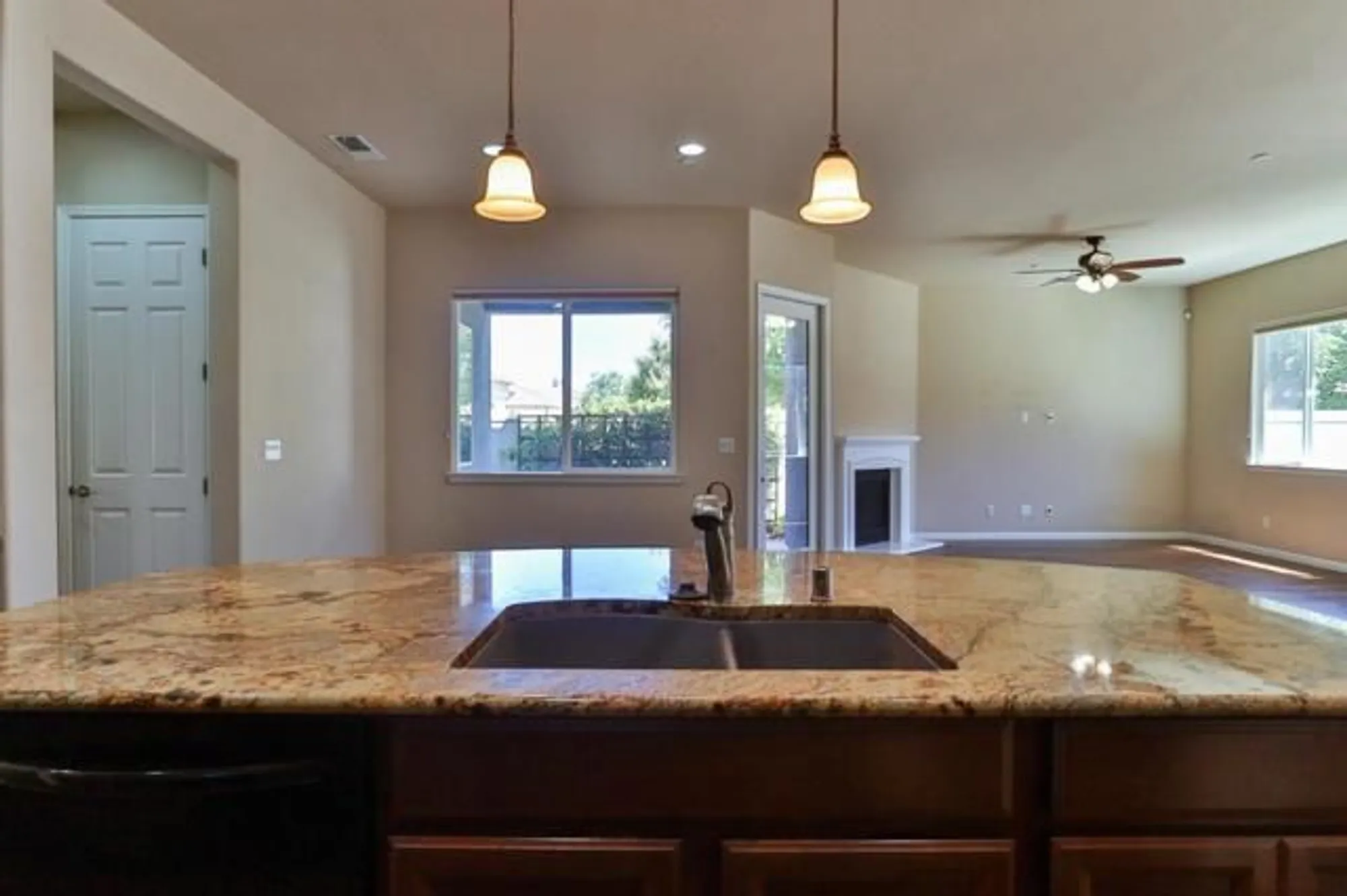 Property Slideshow image 27 of 107 | 2690 steeple run ln, Manteca, CA, 95336