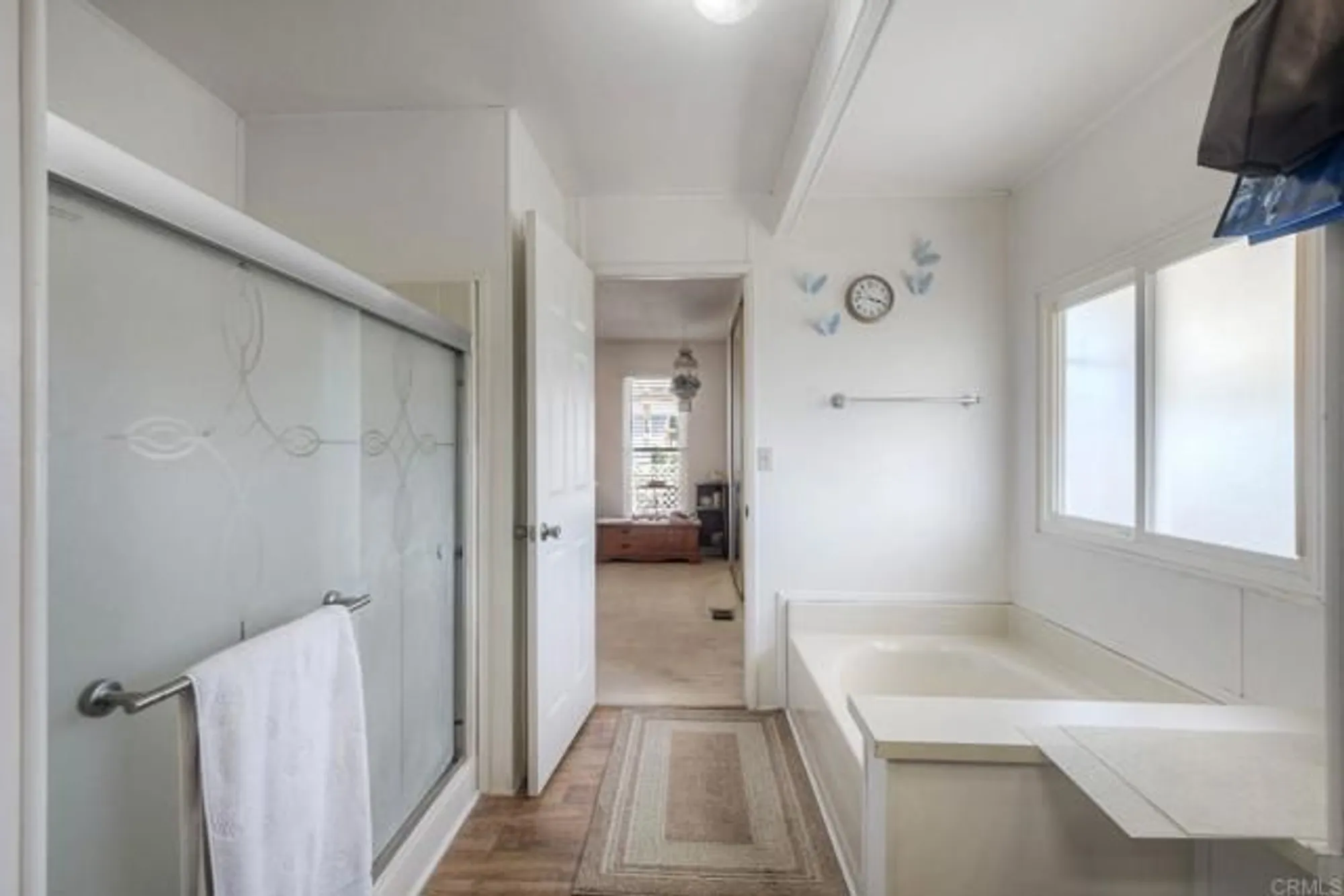 Property Slideshow image 17 of 35 | 5116 weymouth way, Oceanside, CA, 92057