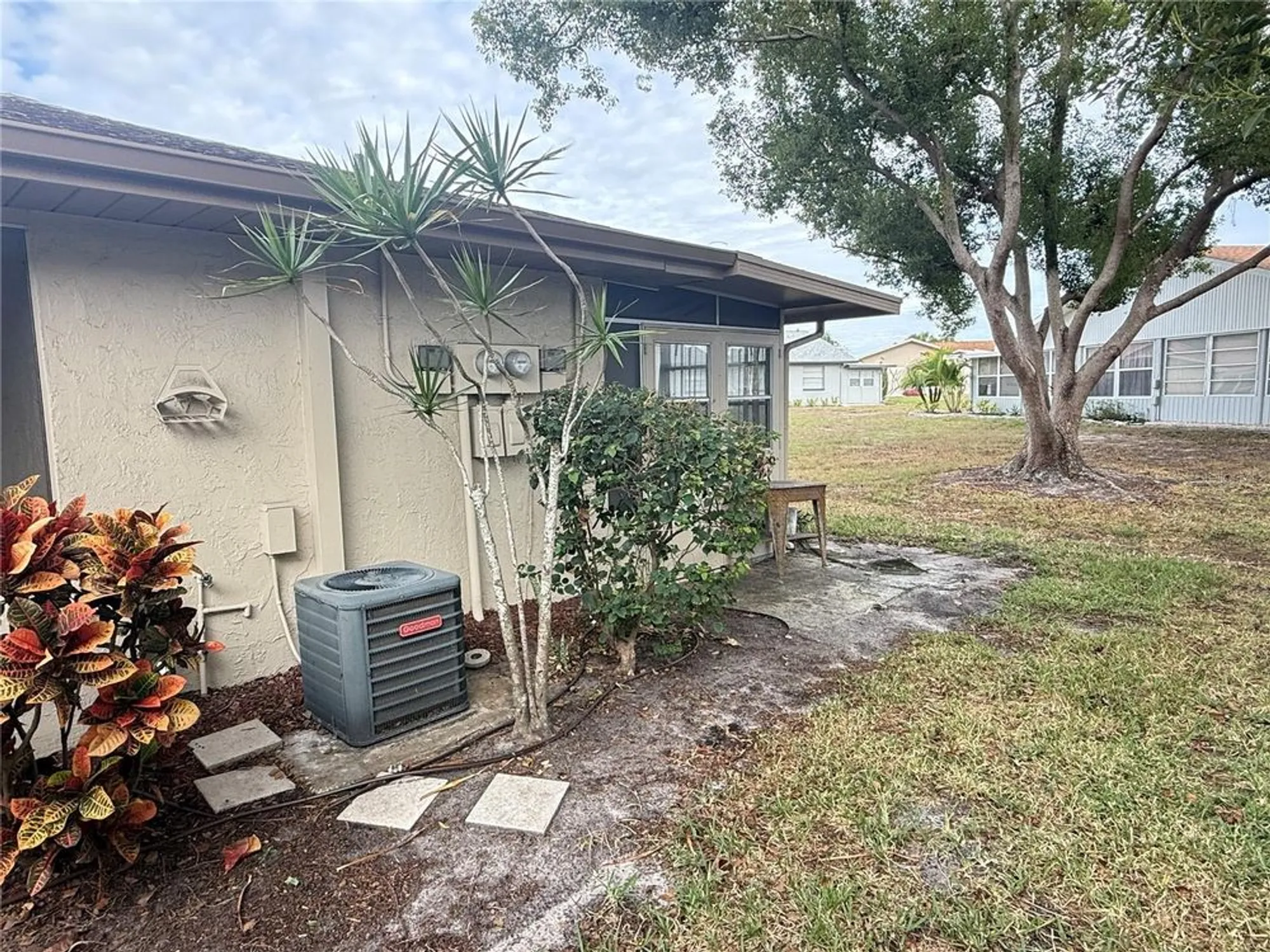 Property Slideshow image 34 of 37 | 407 feltham trl unit b, Sun City Center, FL, 33573