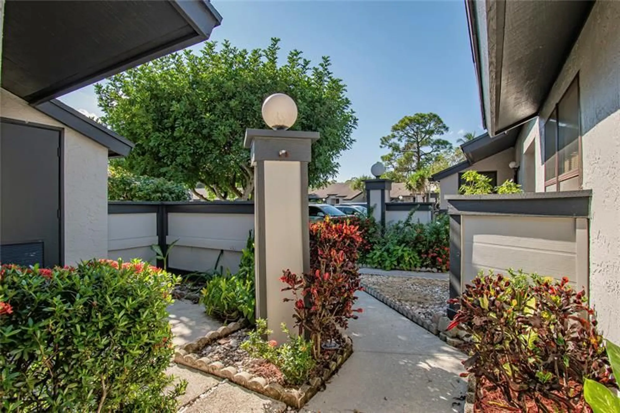 Property Slideshow image 8 of 64 | 381 ottawa ct, Royal Palm Beach, FL, 33411